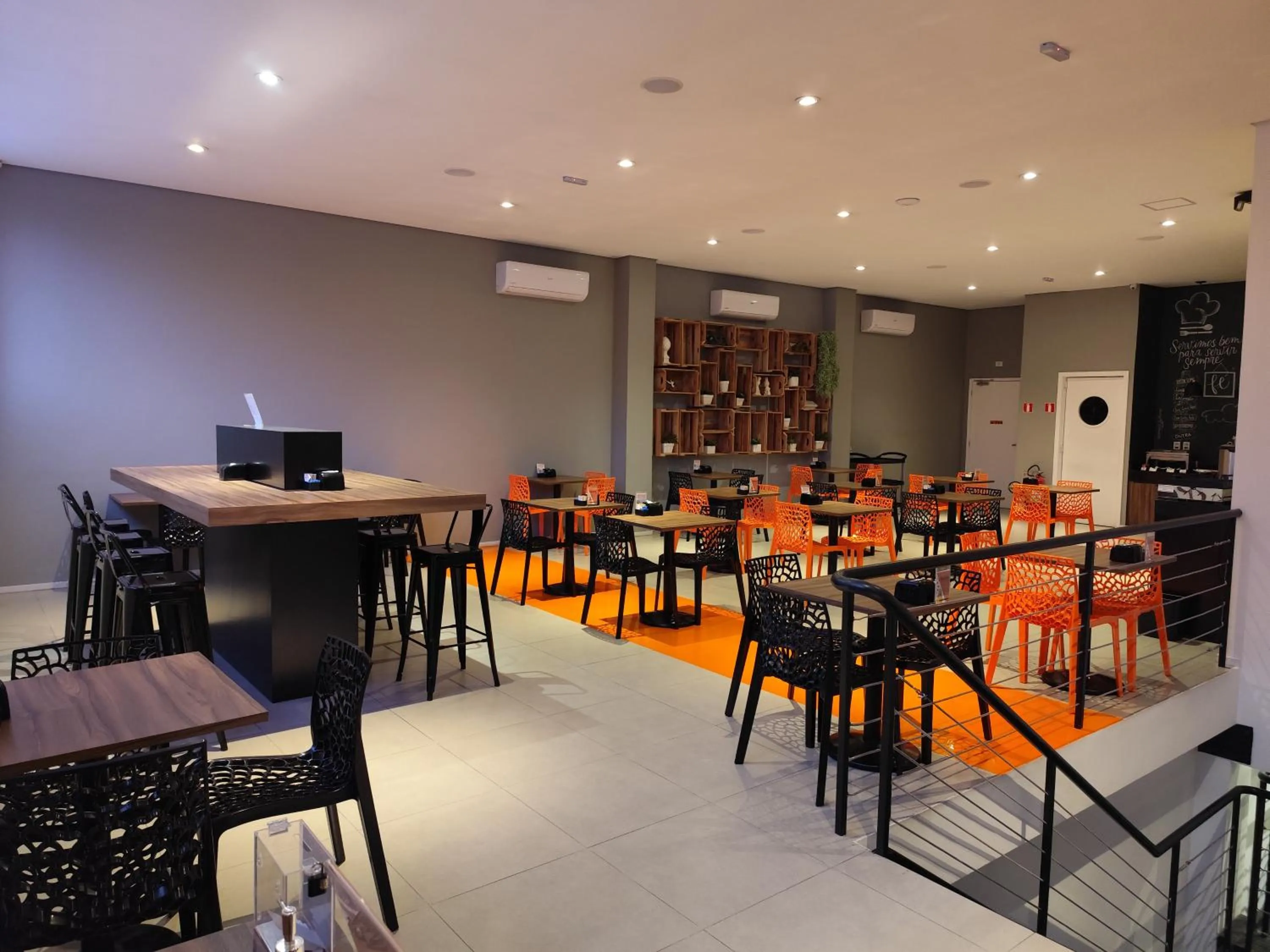 Restaurant/places to eat in Best Guest Hotel Expo Anhembi