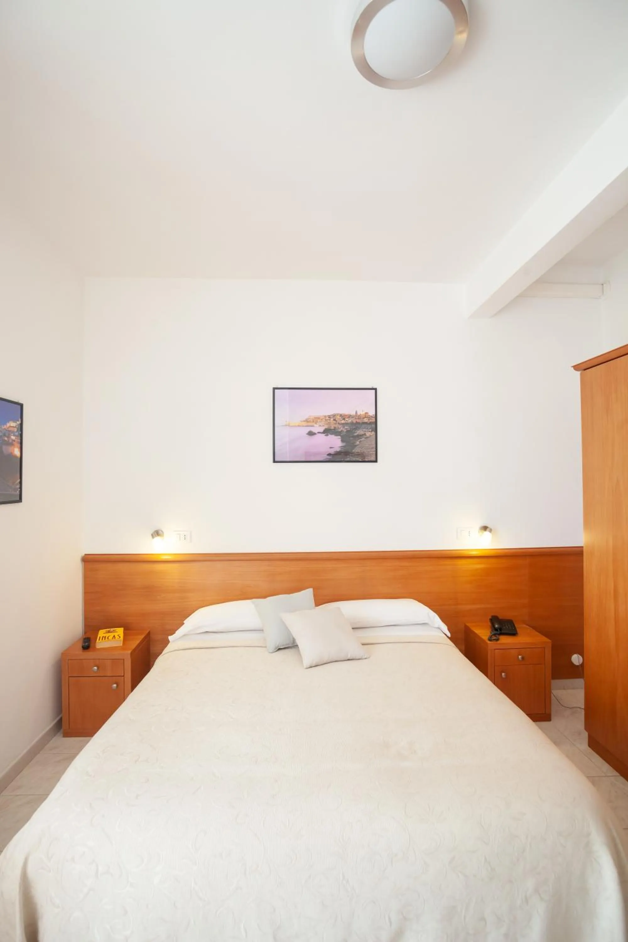 Bedroom in Hotel Viola