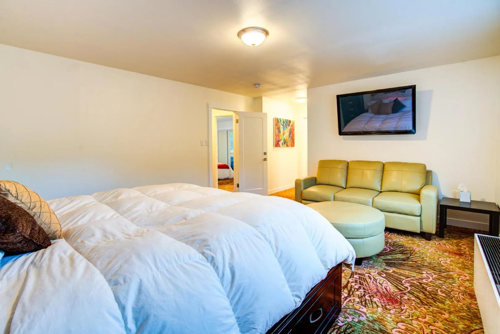 Bed in INNhale Resort and Spa