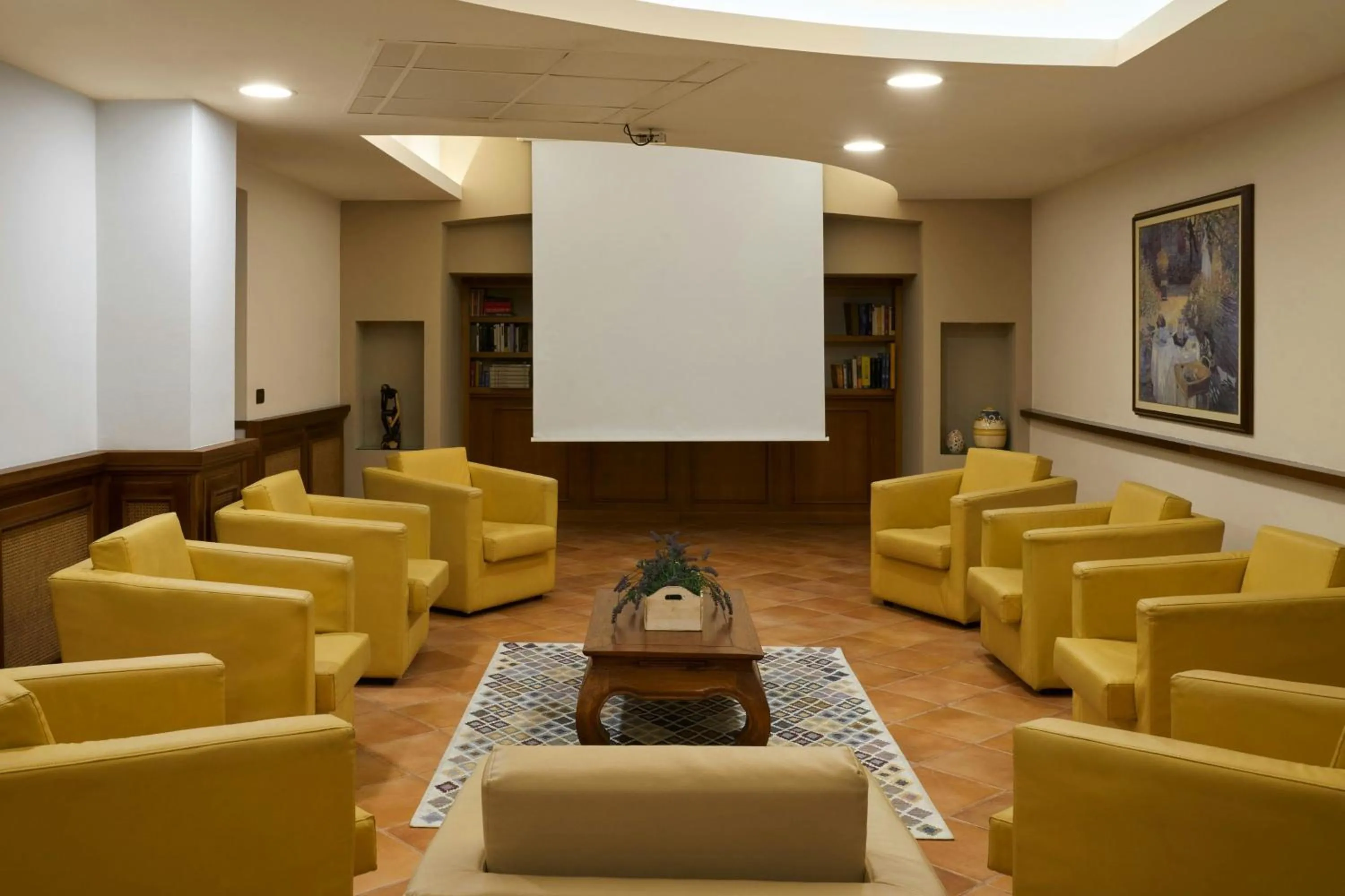 Meeting/conference room in Four Points Flex by Sheraton Naples Marigliano