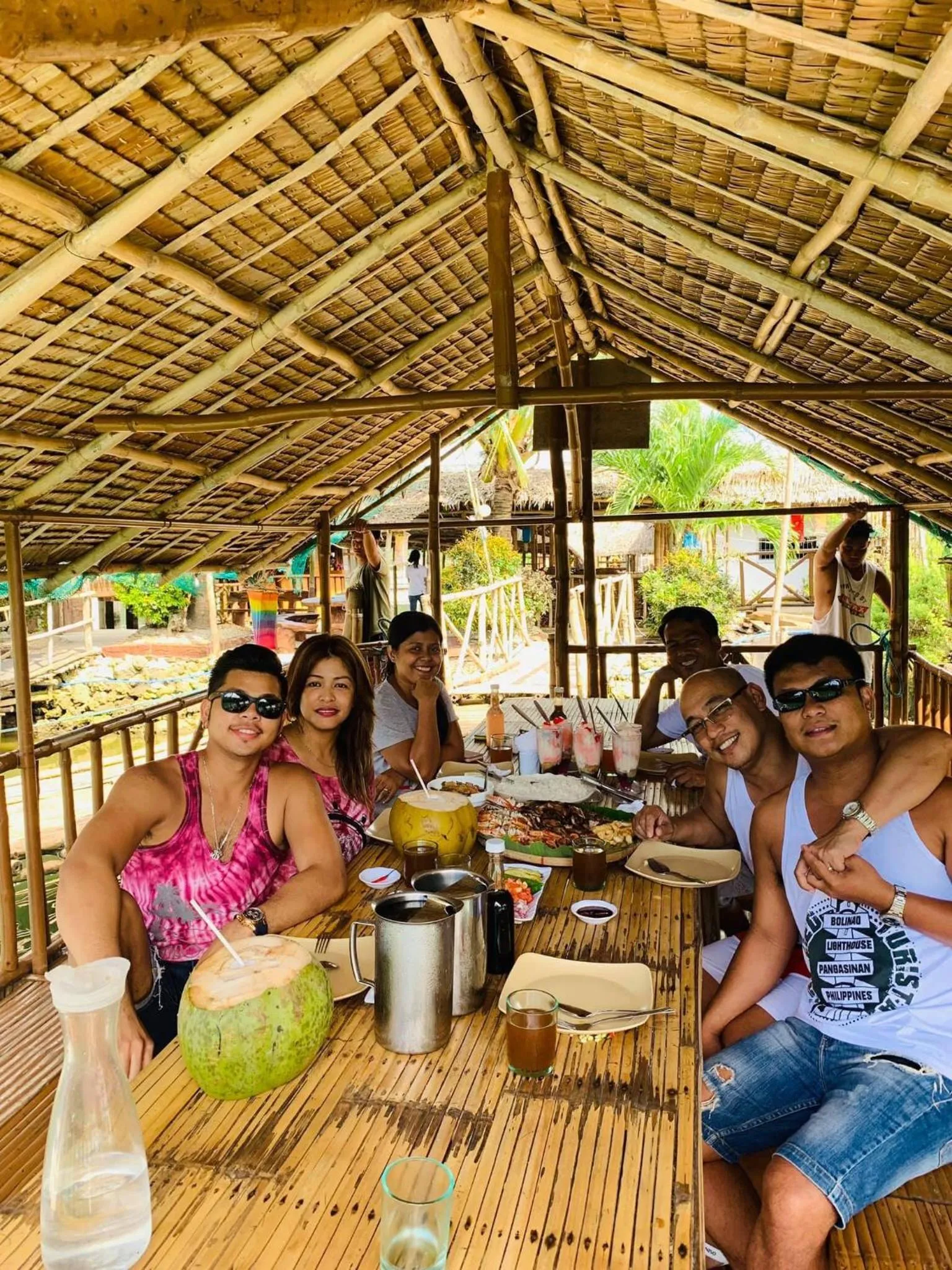 Restaurant/places to eat in Bolinao Transient House A