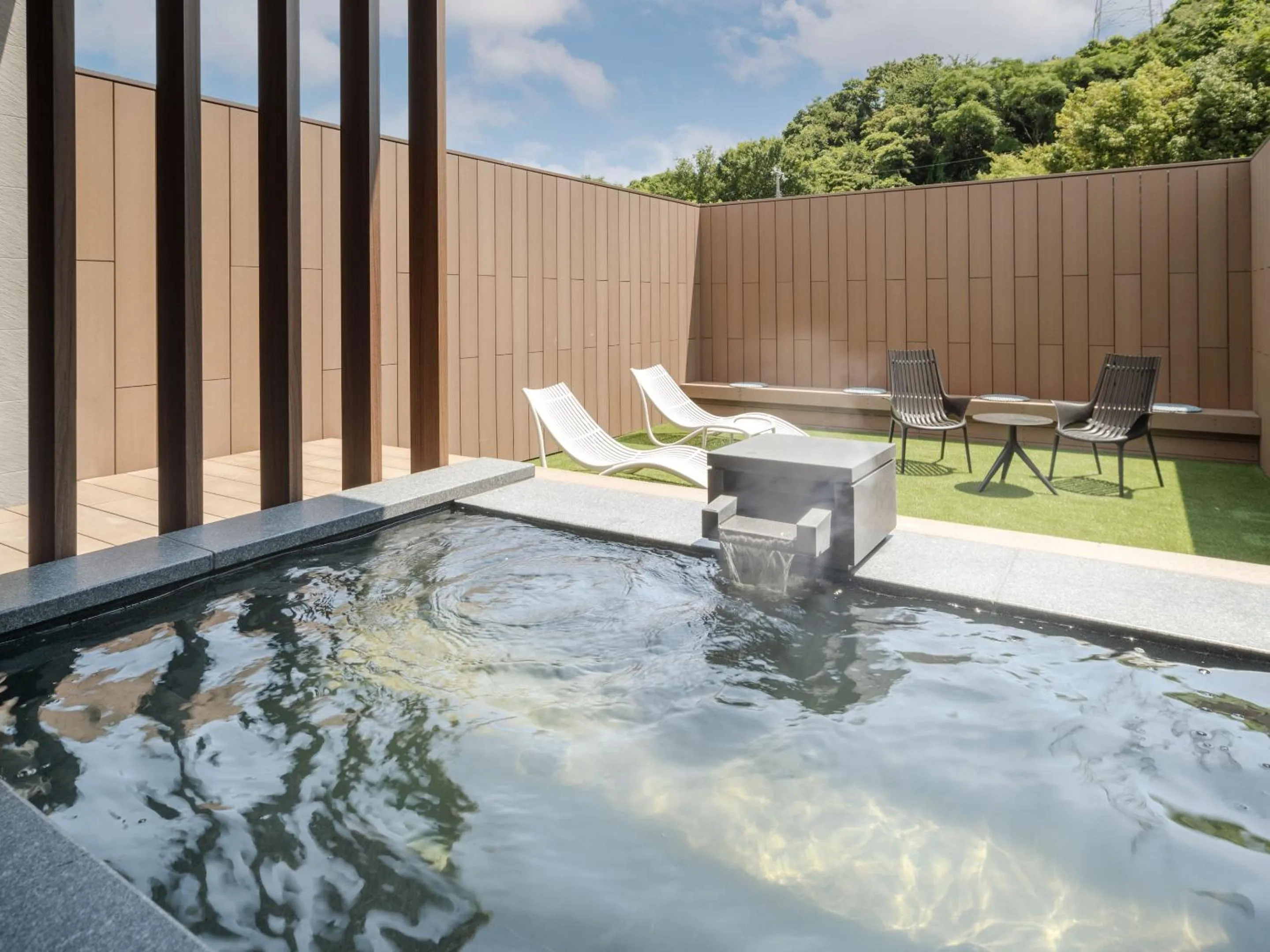 Photo of the whole room in KAMENOI HOTEL Awajishima