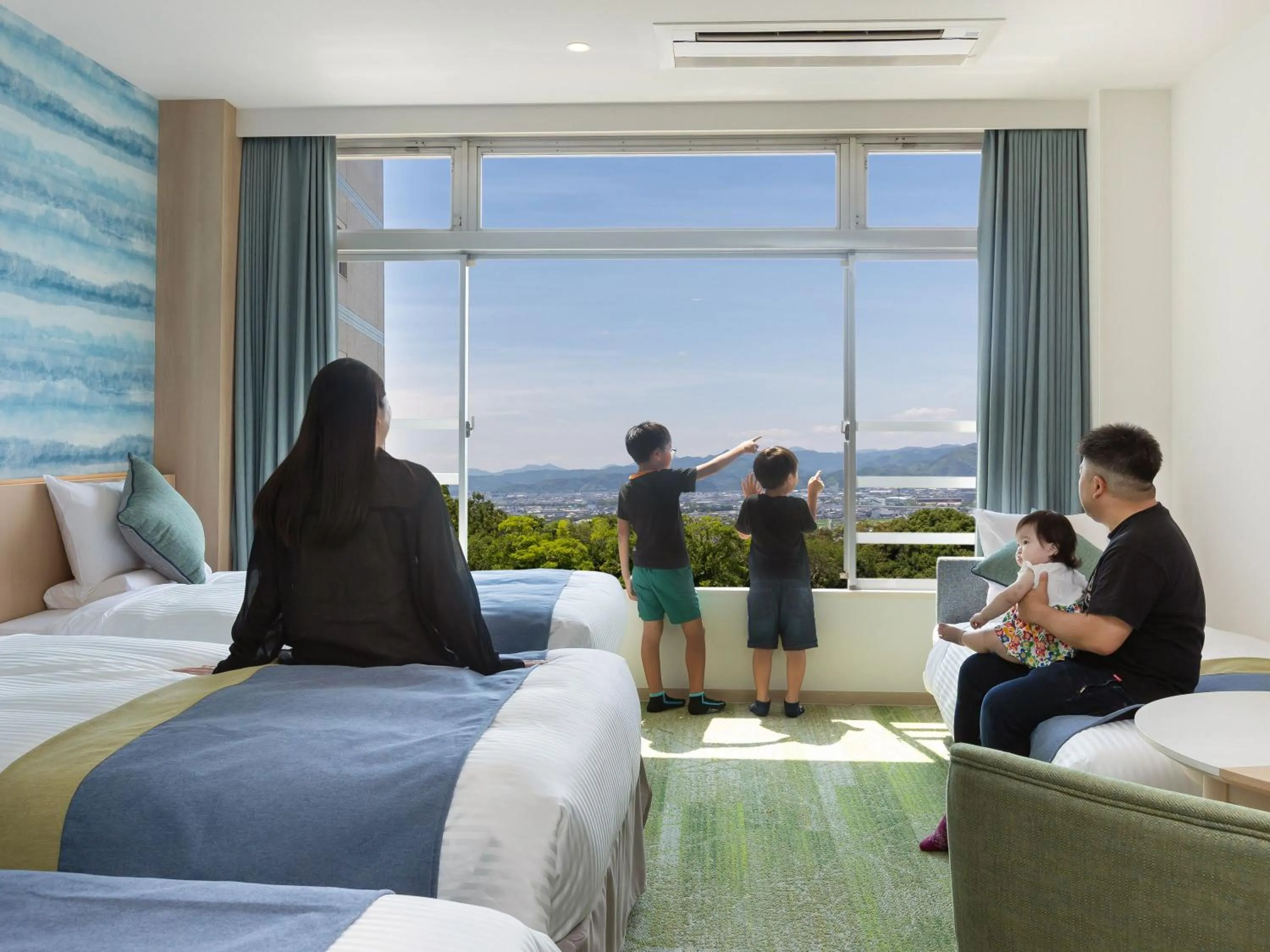 Photo of the whole room, Bed in KAMENOI HOTEL Yaizu