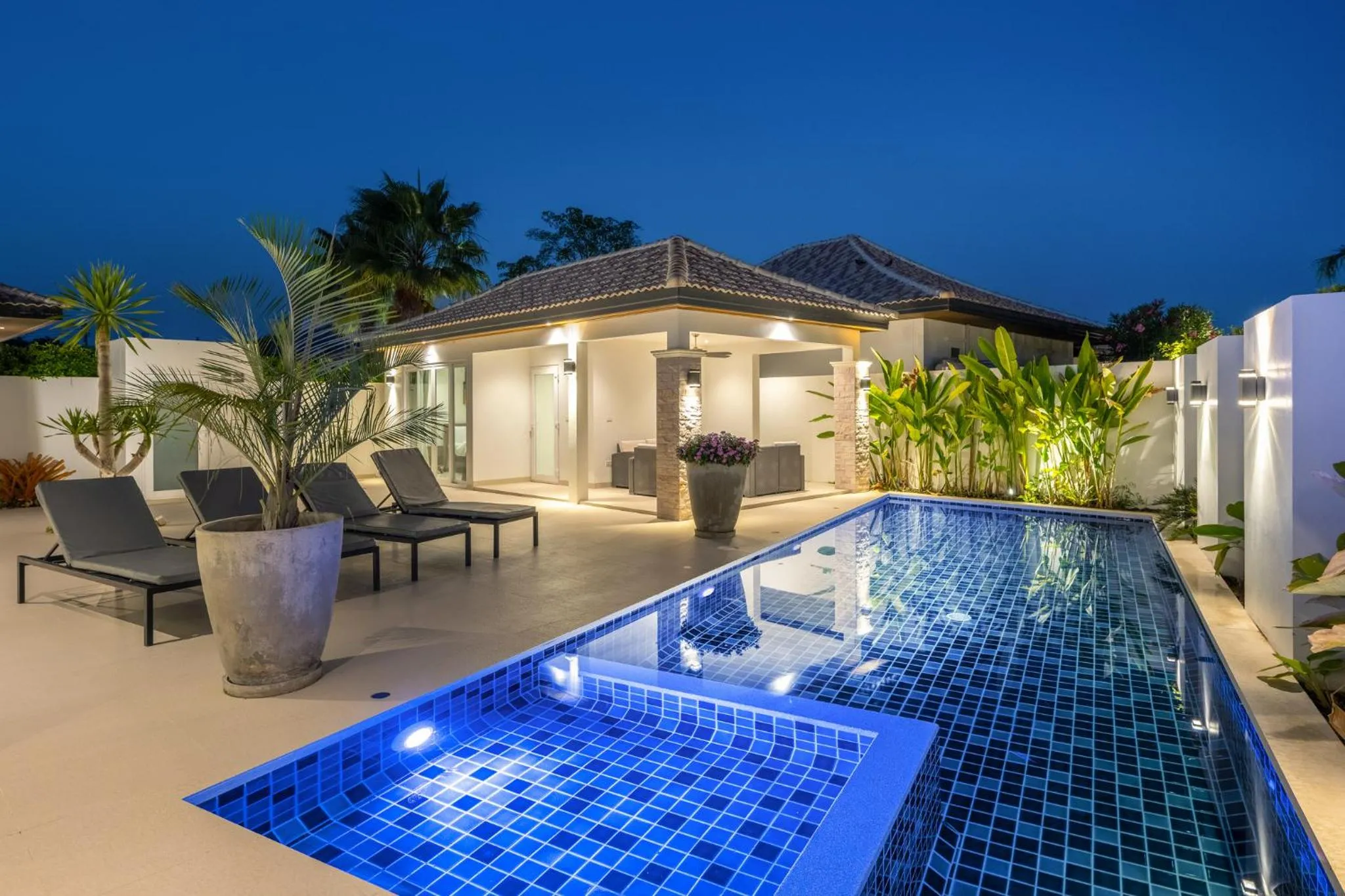 Swimming pool in Orchid Paradise Homes 325