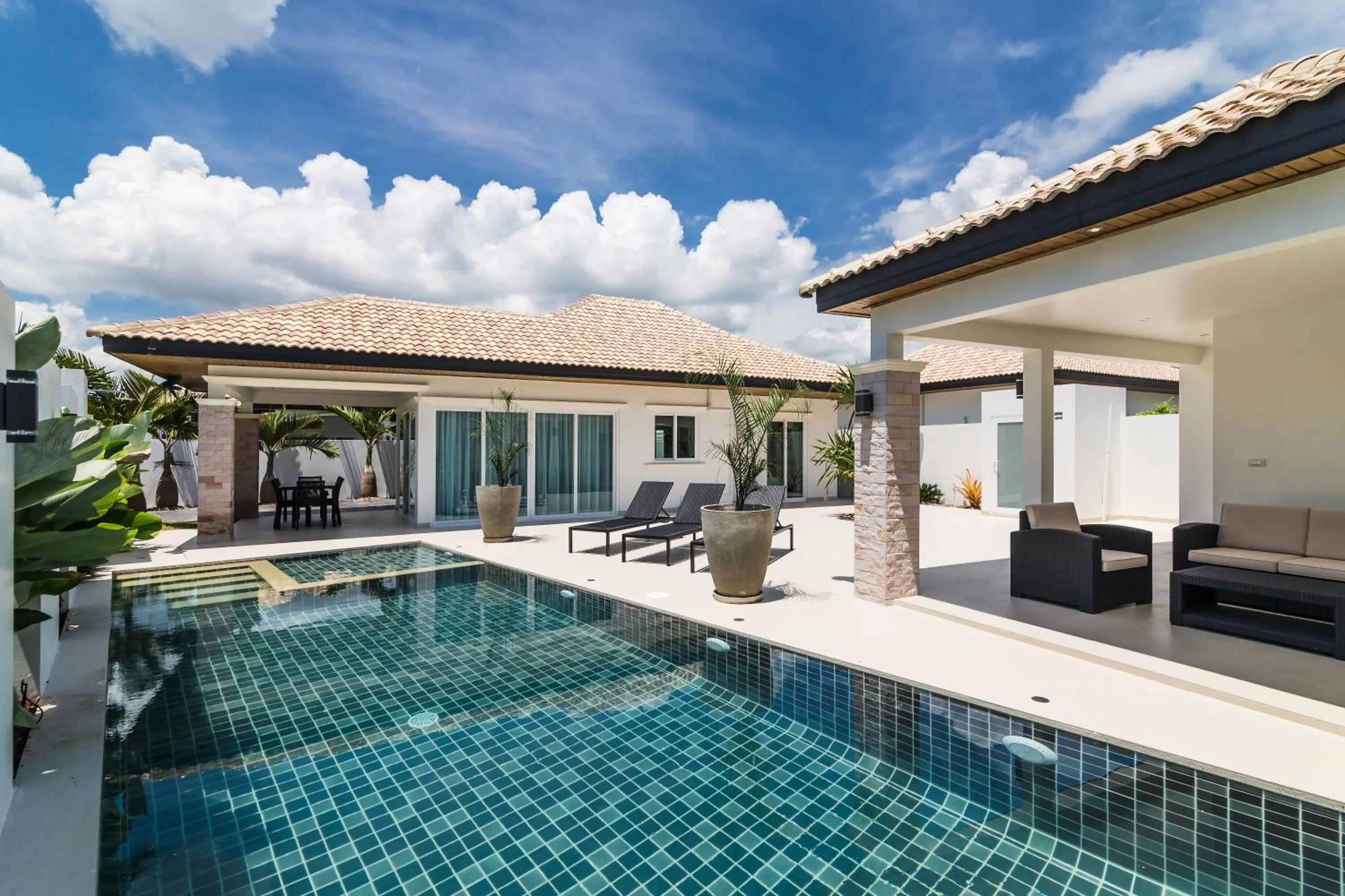 Garden in Orchid Paradise Homes 325