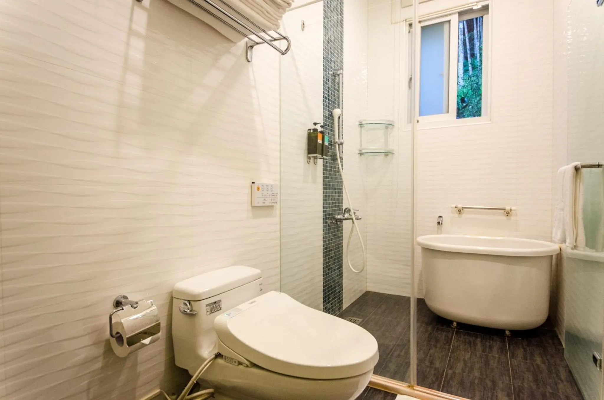 Bathroom in Butchard Villas
