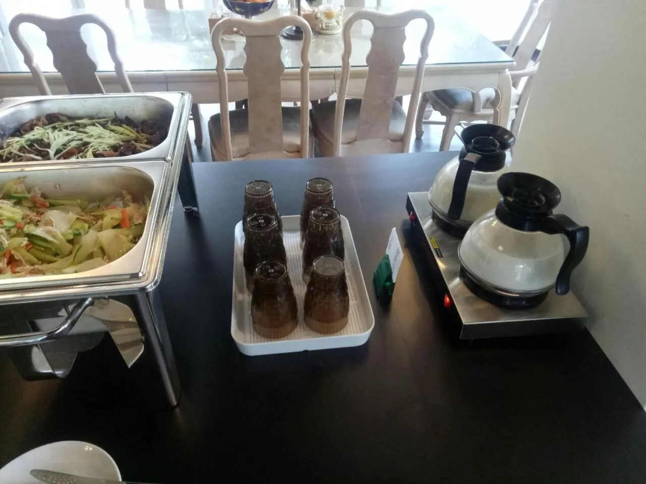 Breakfast in Butchard Villas