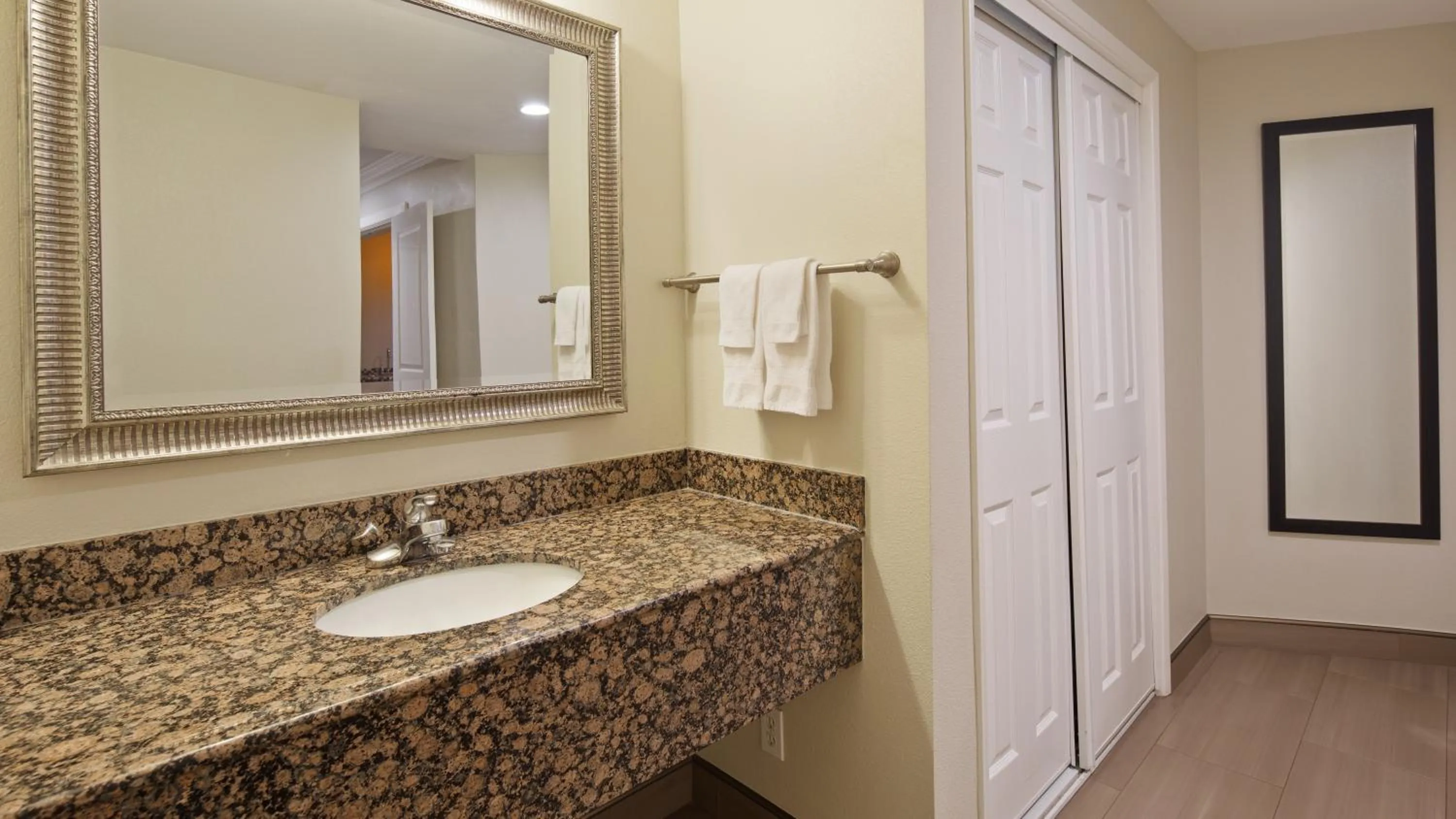 Bathroom in Best Western Woodland Hills
