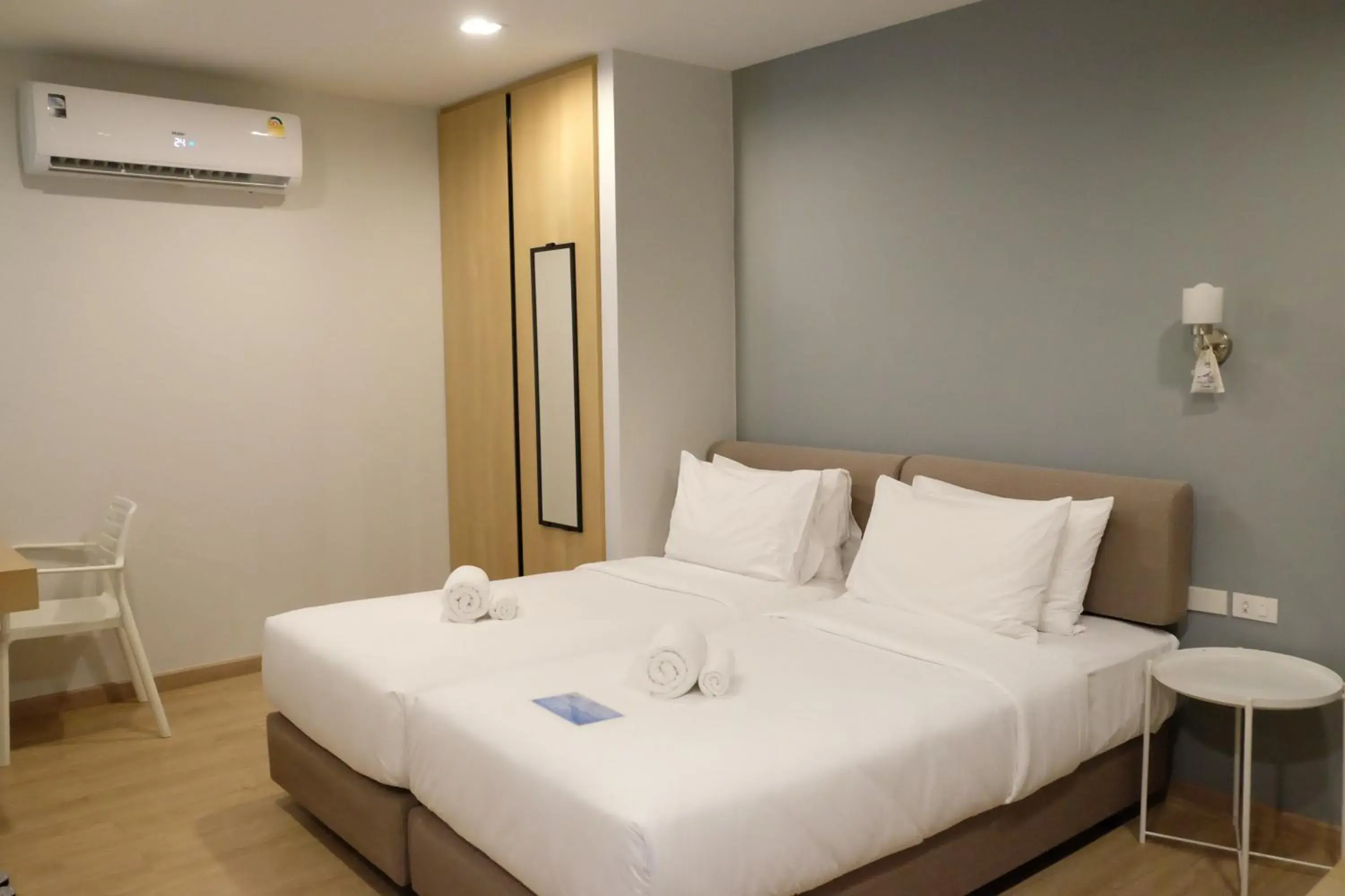 Standard Twin Room in Maleesa Place Hua Hin Standard Twin Room in Maleesa Place Hua Hin