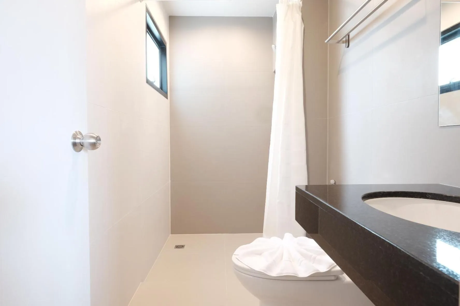 Shower in Maleesa Place Hua Hin