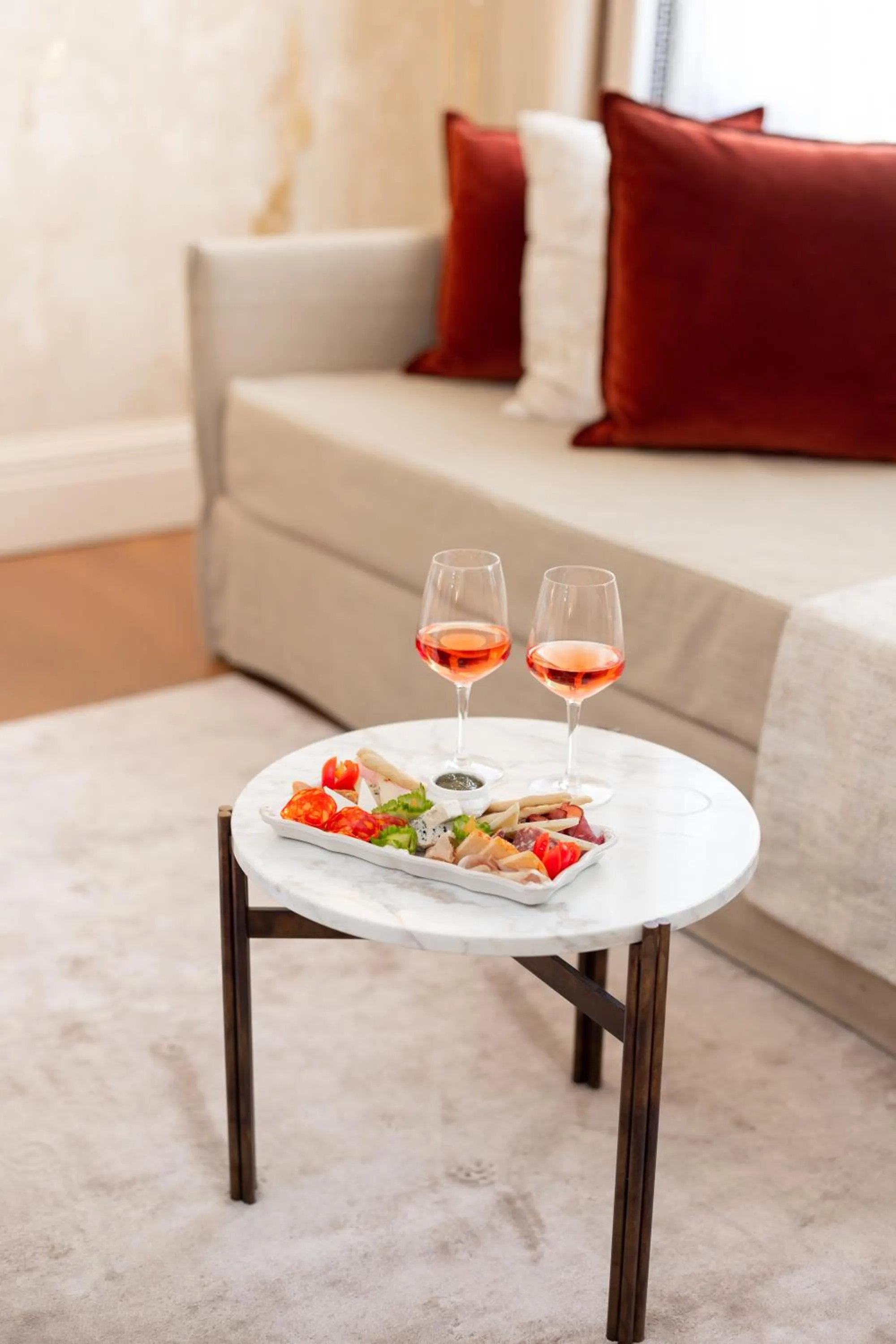 Food and drinks in Castellano Hotel & Suites