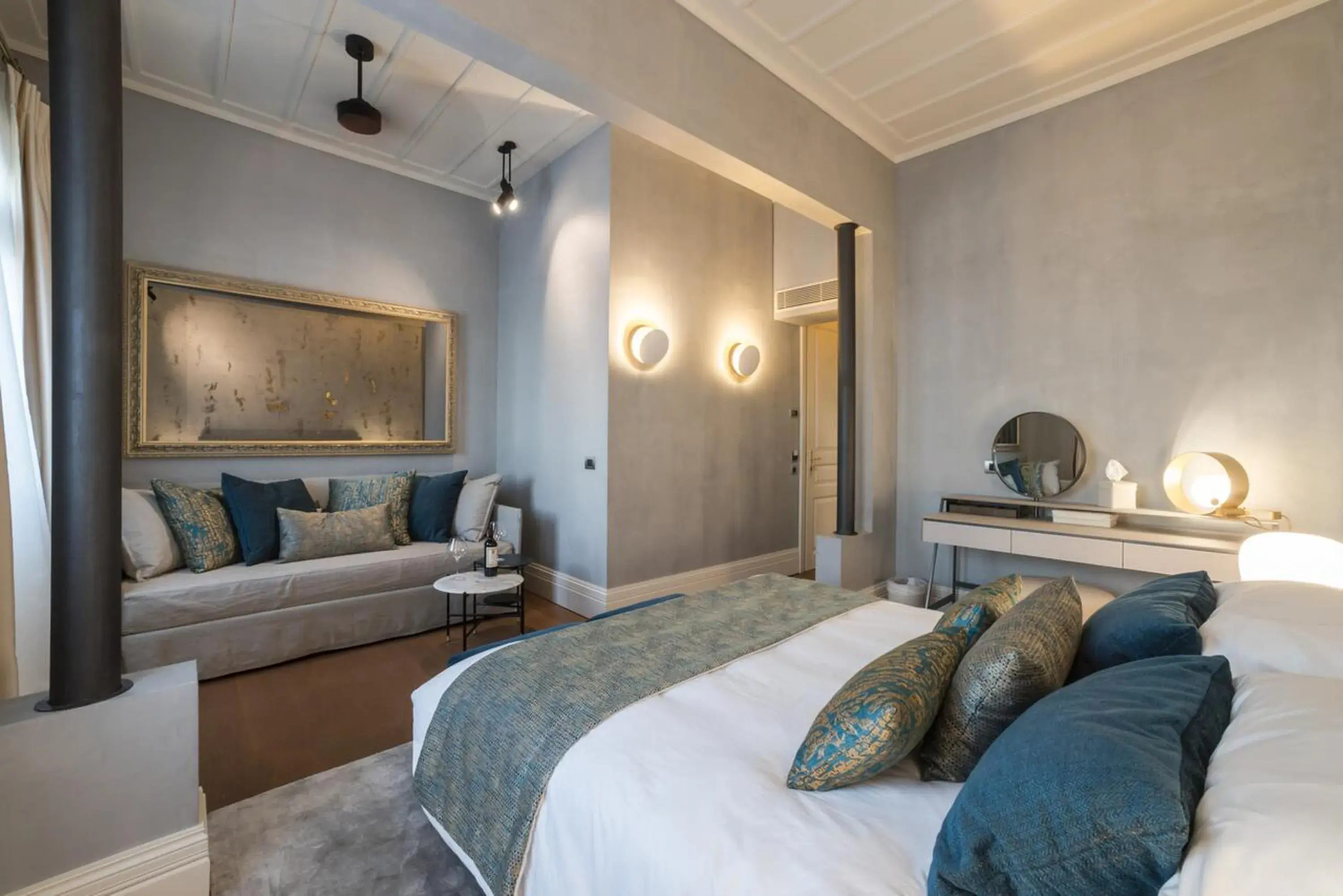 Deluxe Junior Suite in Castellano Hotel & Suites Deluxe Junior Suite in Castellano Hotel & Suites