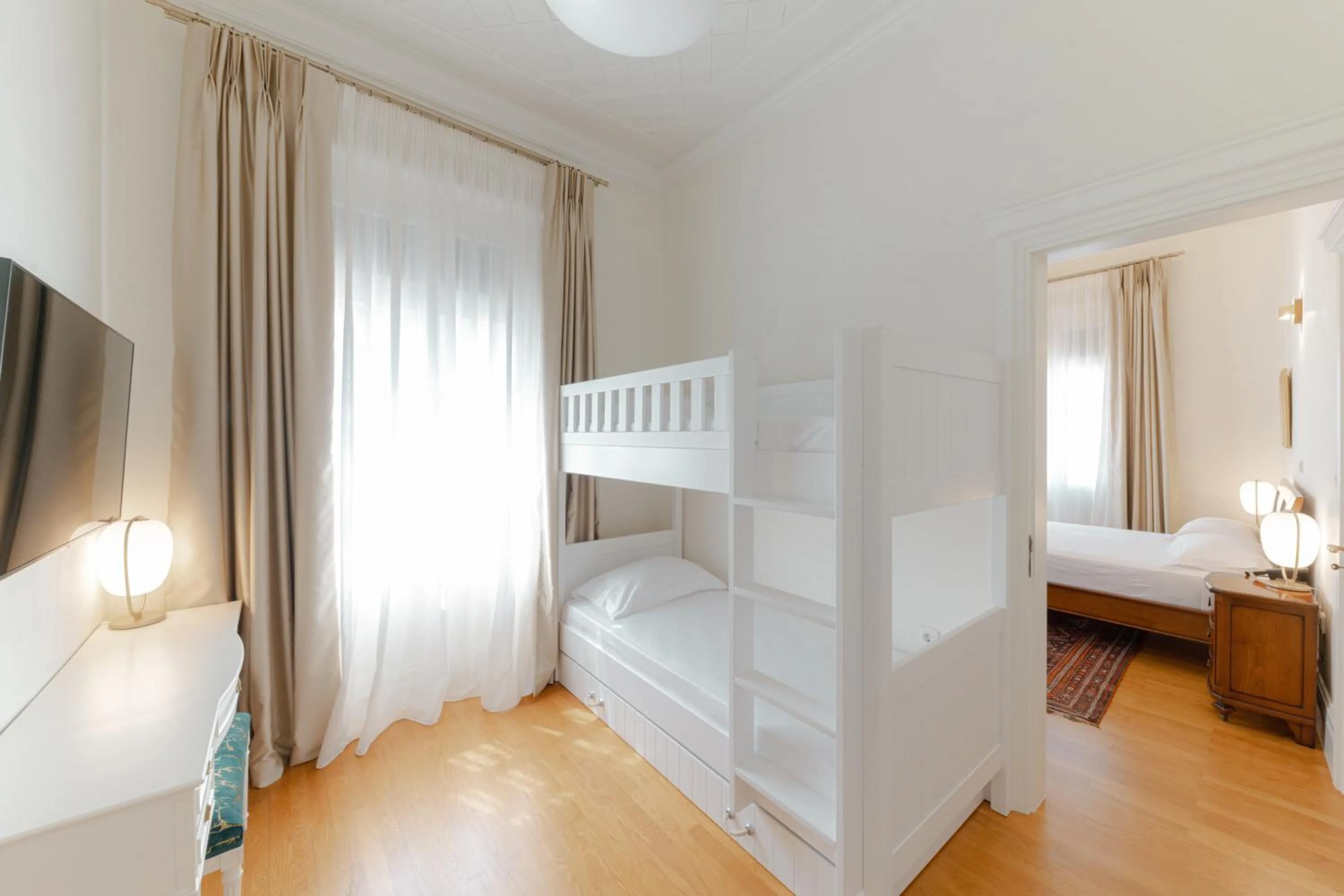 bunk bed, Bed in Castellano Hotel & Suites