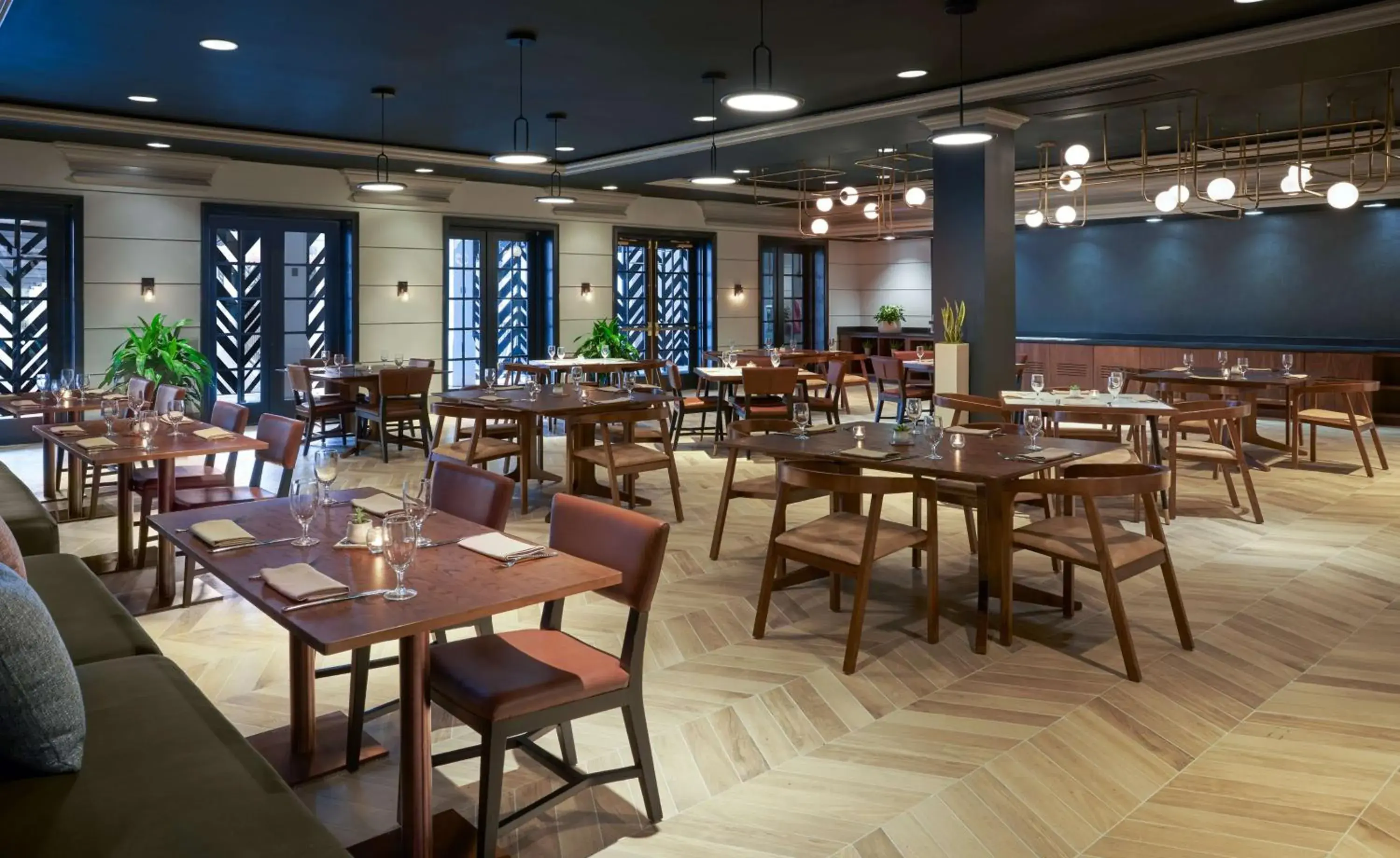Restaurant/places to eat in The Chifley Houston, Tapestry Collection by Hilton Restaurant/places to eat in The Chifley Houston, Tapestry Collection by Hilton