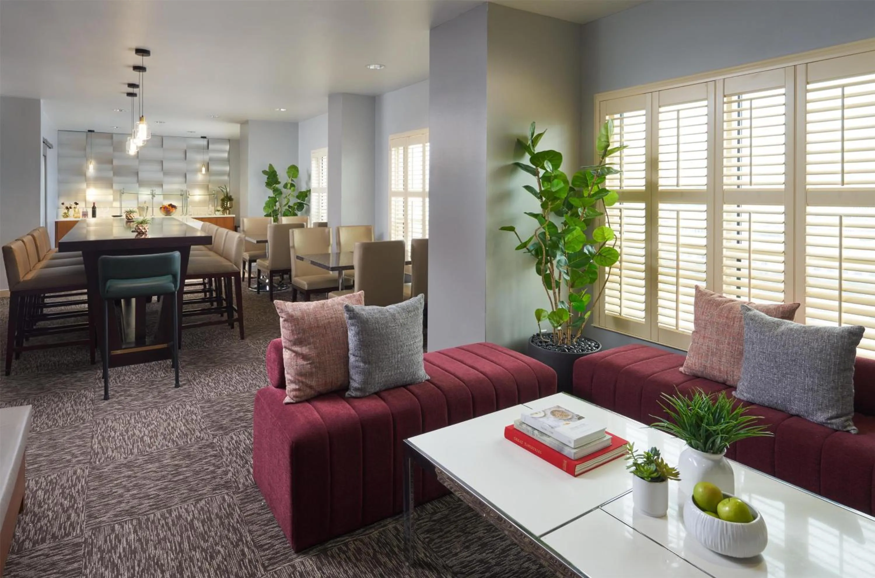 Meeting/conference room in The Chifley Houston, Tapestry Collection by Hilton