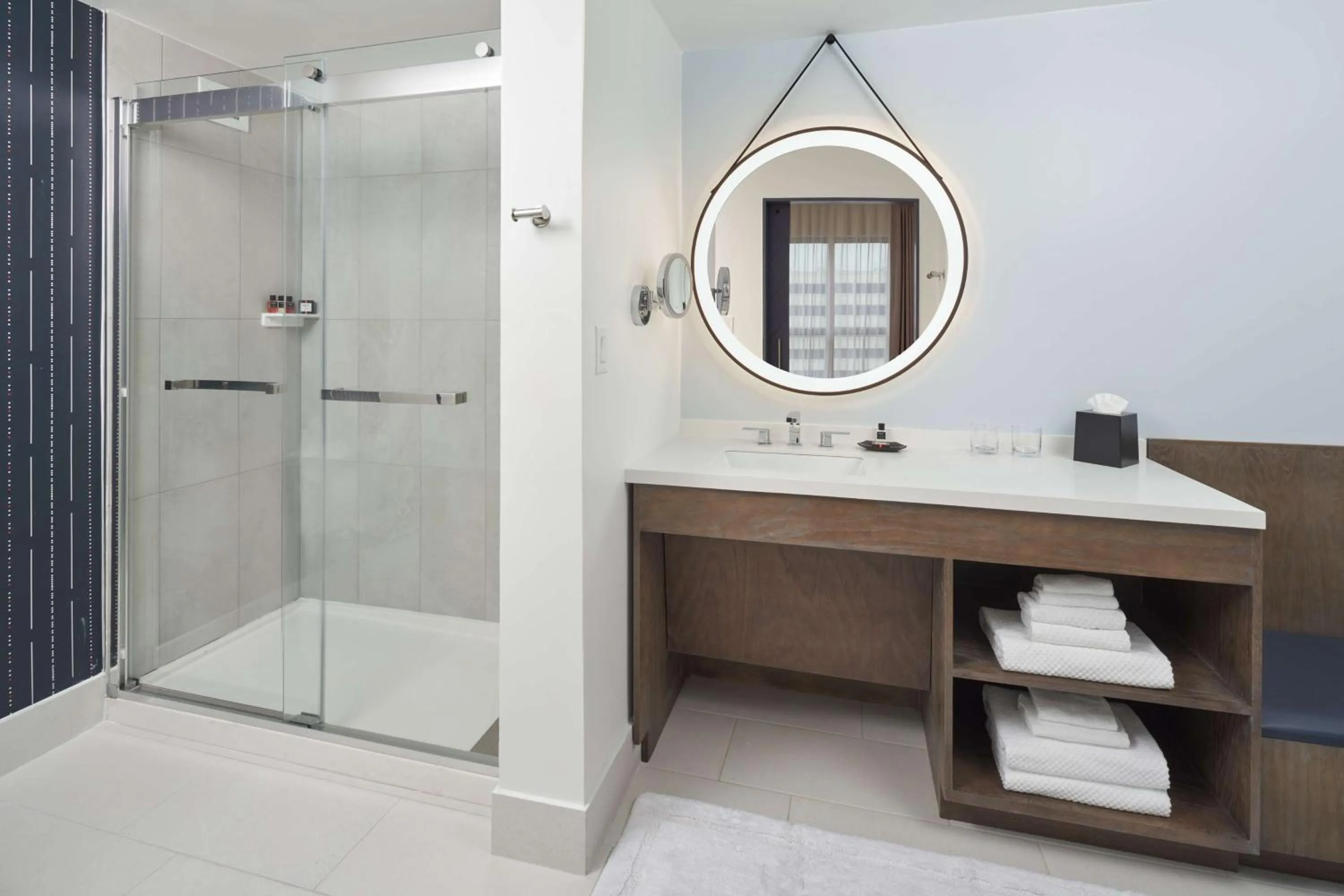 Bathroom in The Chifley Houston, Tapestry Collection by Hilton