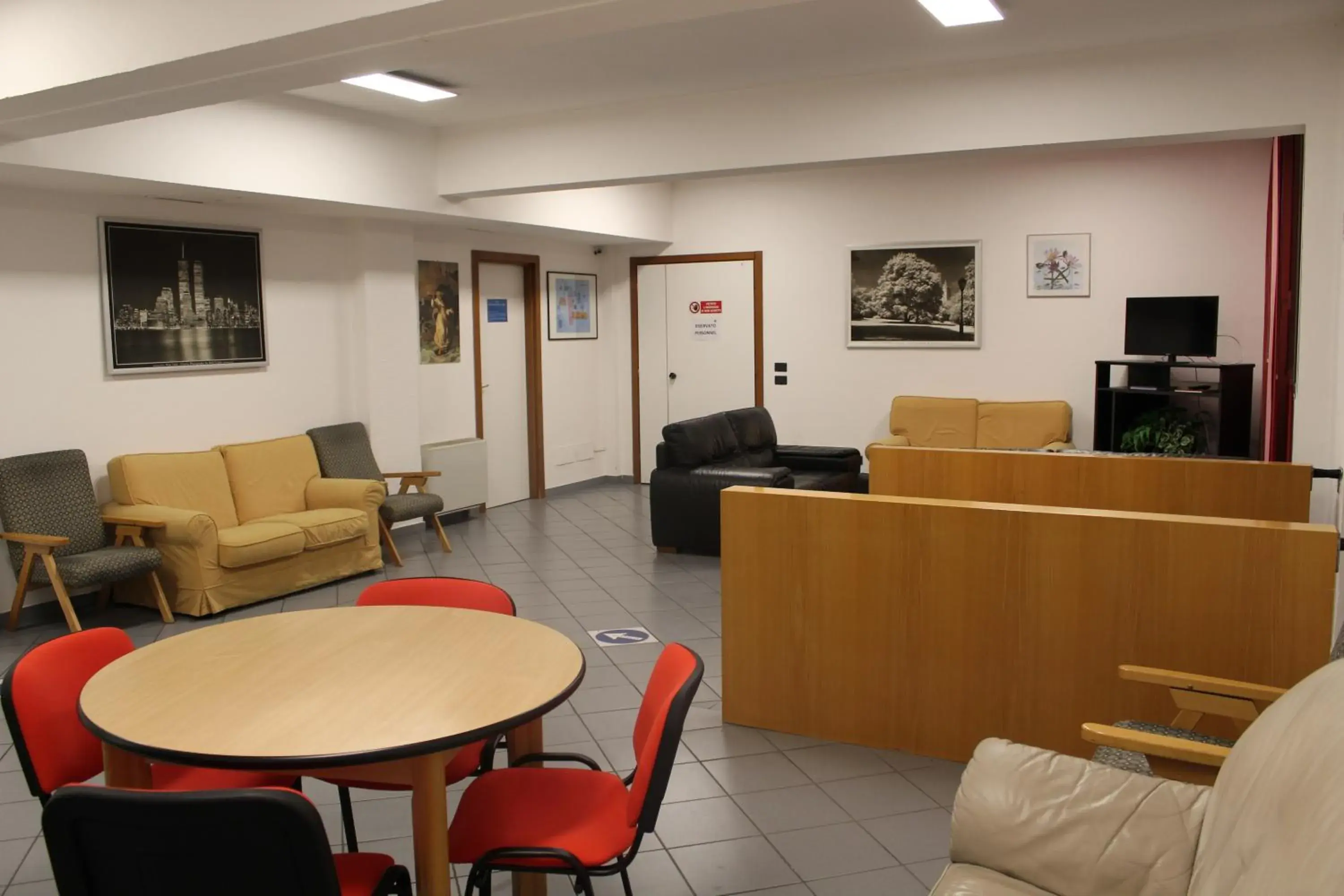 Communal lounge/ TV room in Ospitalità San Tommaso d'Aquino