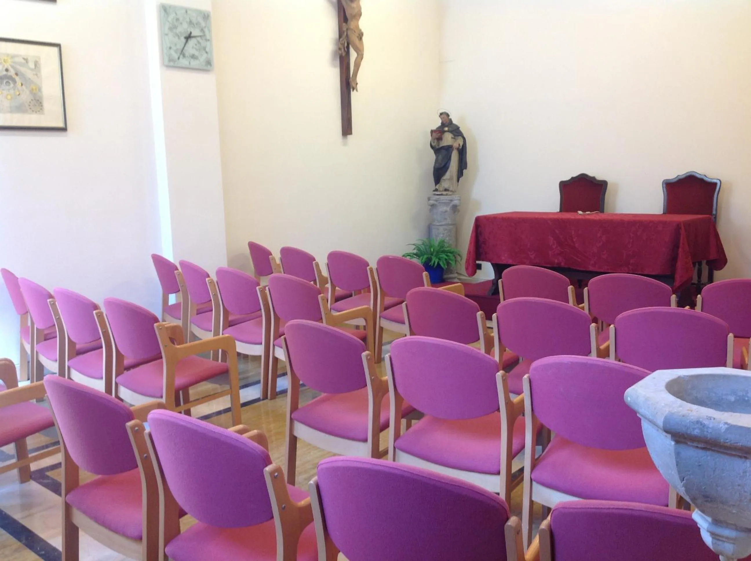 Business facilities in Ospitalità San Tommaso d'Aquino