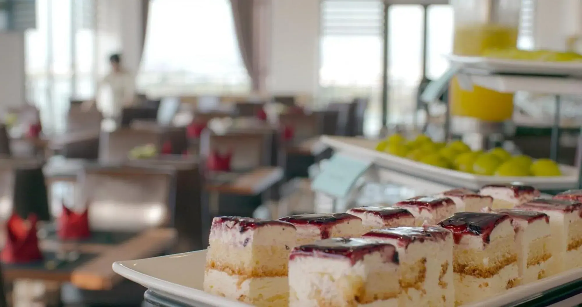 Restaurant/places to eat in RHM Luxury Hotel And Suite Restaurant/places to eat in RHM Luxury Hotel And Suite