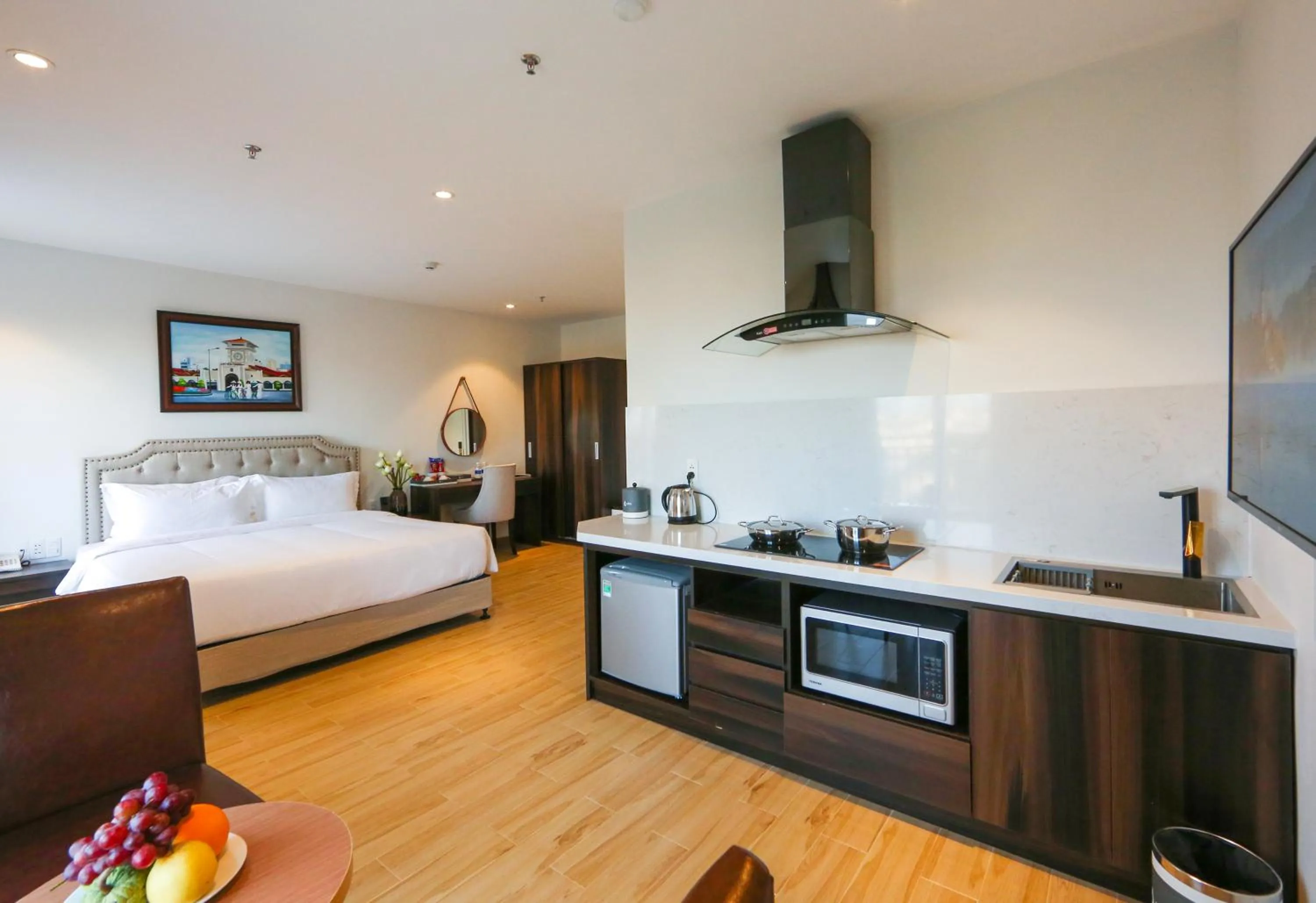 stove, Bed in RHM Luxury Hotel And Suite