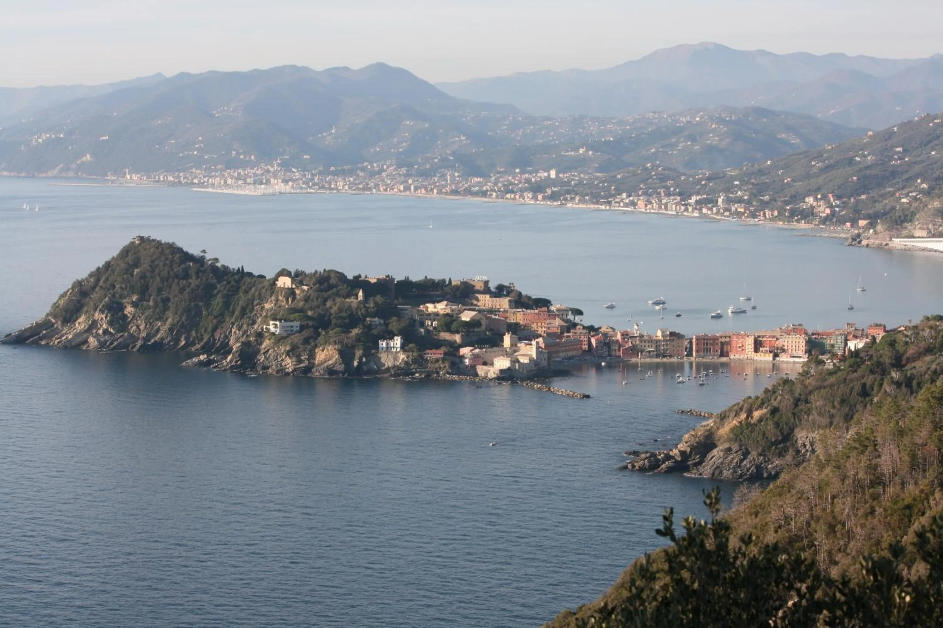 Nearby landmark in Cà de Pria