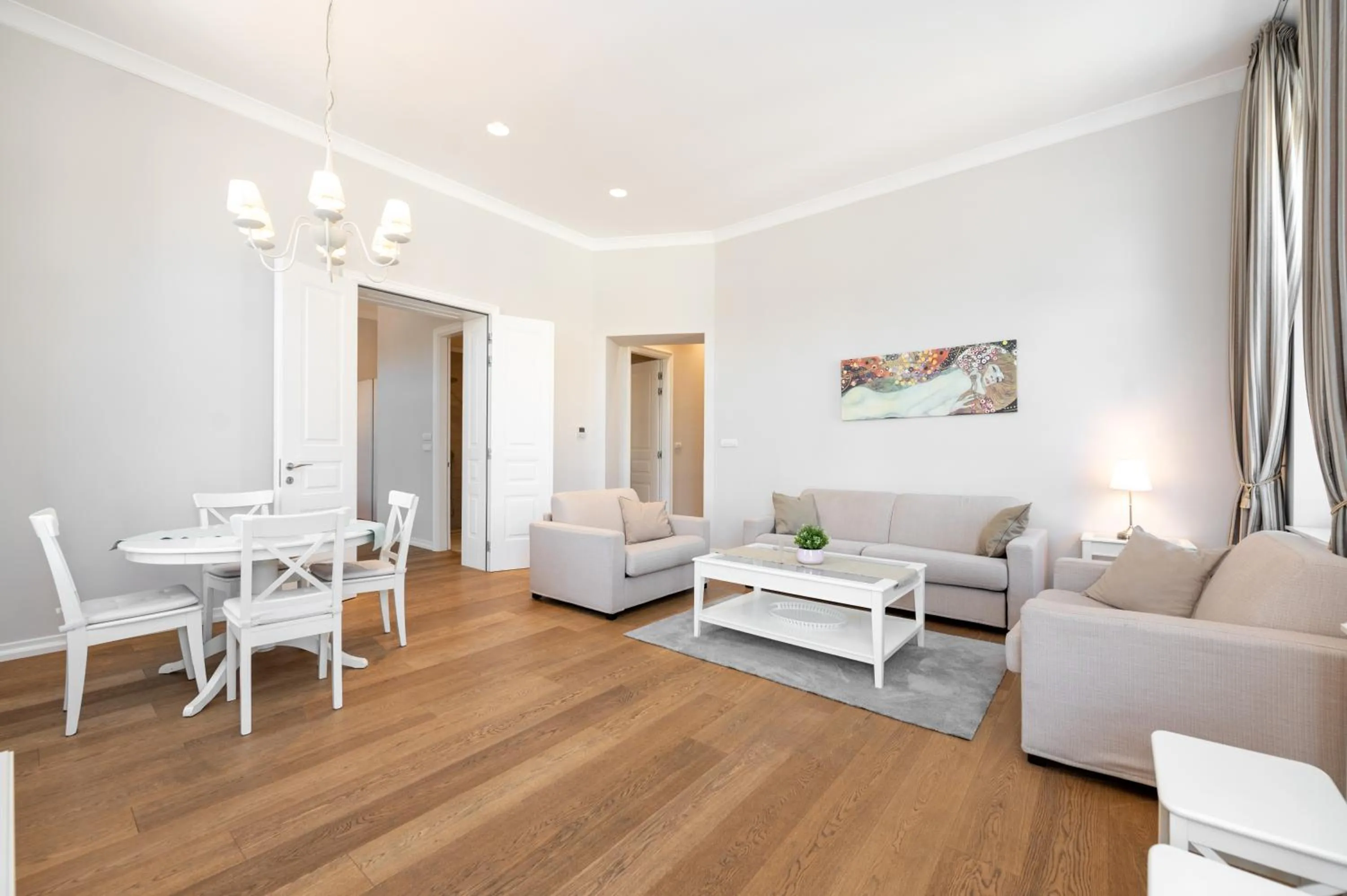 Deluxe Apartment in Slavija Fontana Lux Apartments