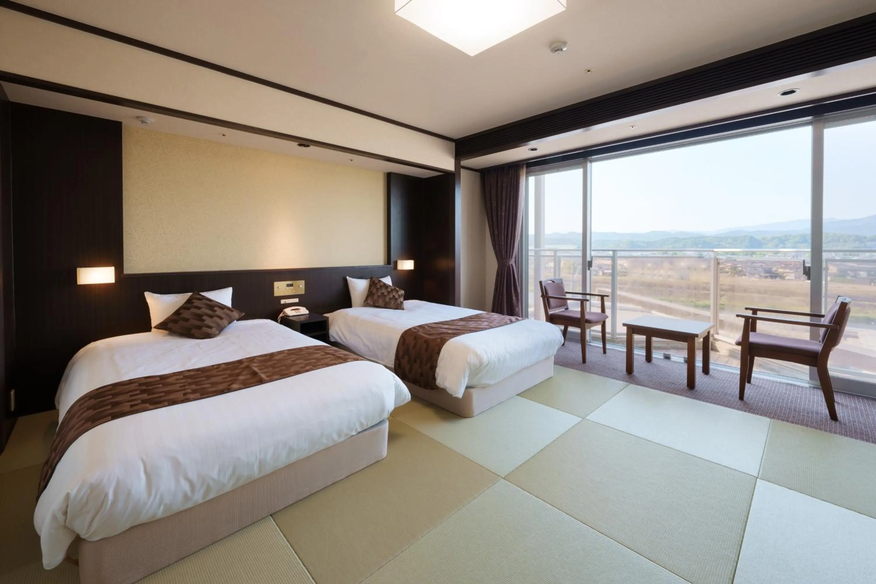Photo of the whole room, Bed in Hita Tenryosui no Yado