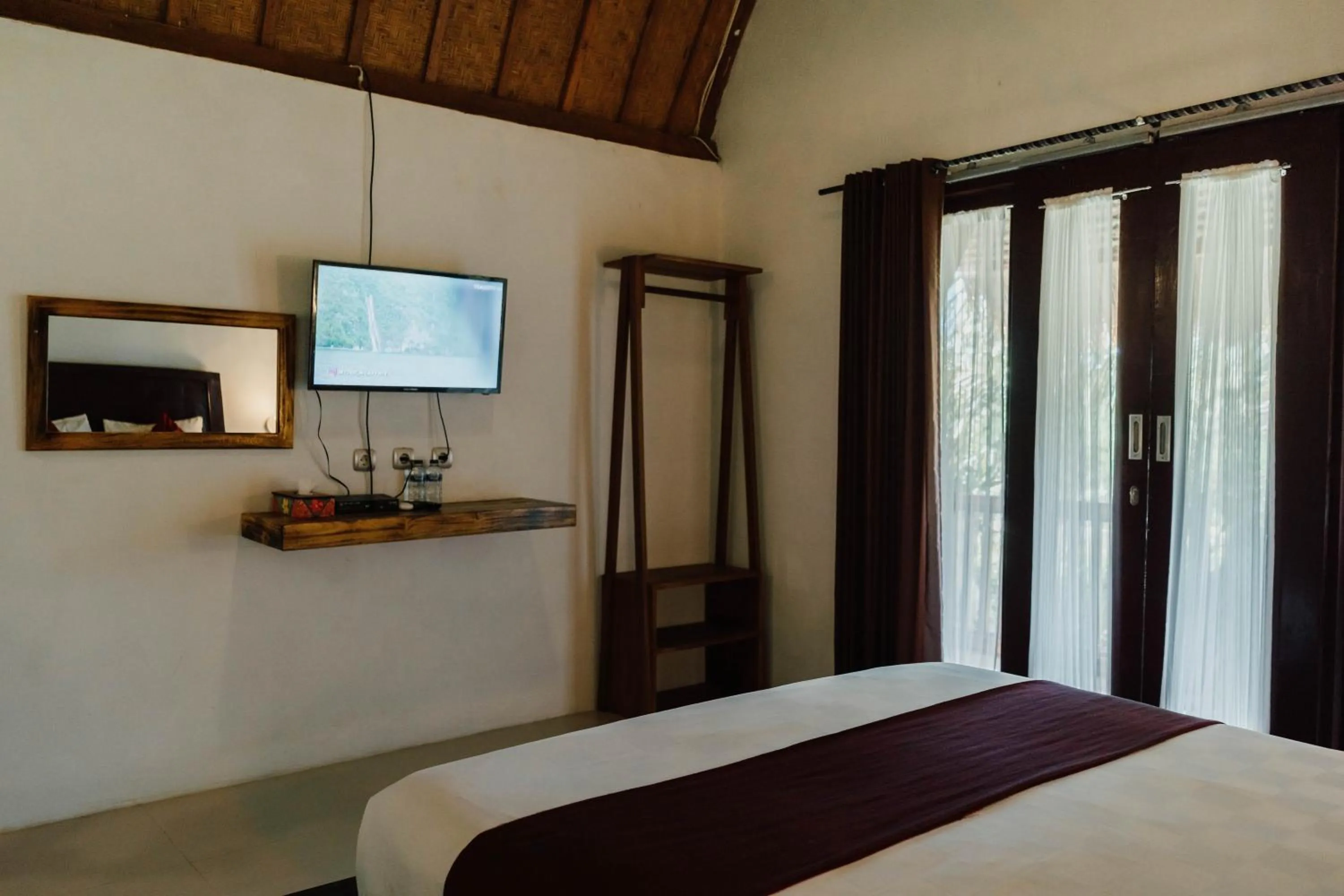 TV and multimedia, Bed in Temeling Jungle Inn
