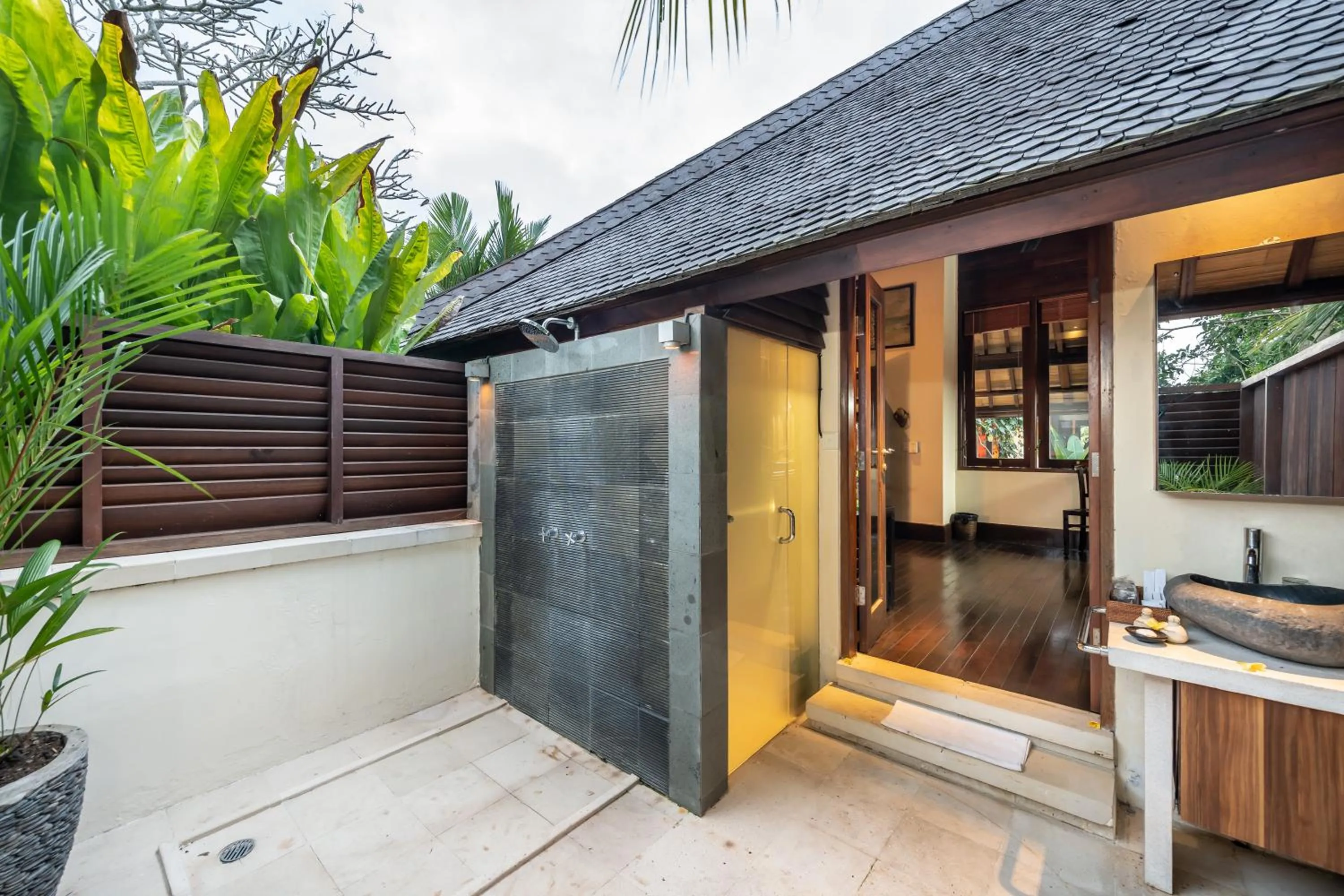 Bathroom in Villa Vajra