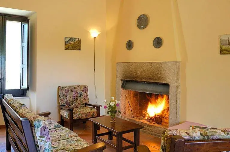 Lounge or bar in Giardino Donna Lavia Lounge or bar in Giardino Donna Lavia