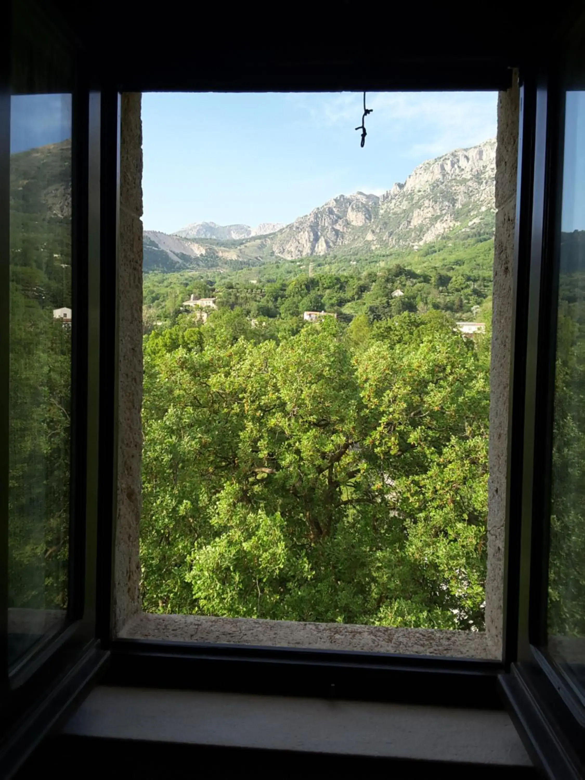 Photo of the whole room in Giardino Donna Lavia Photo of the whole room in Giardino Donna Lavia