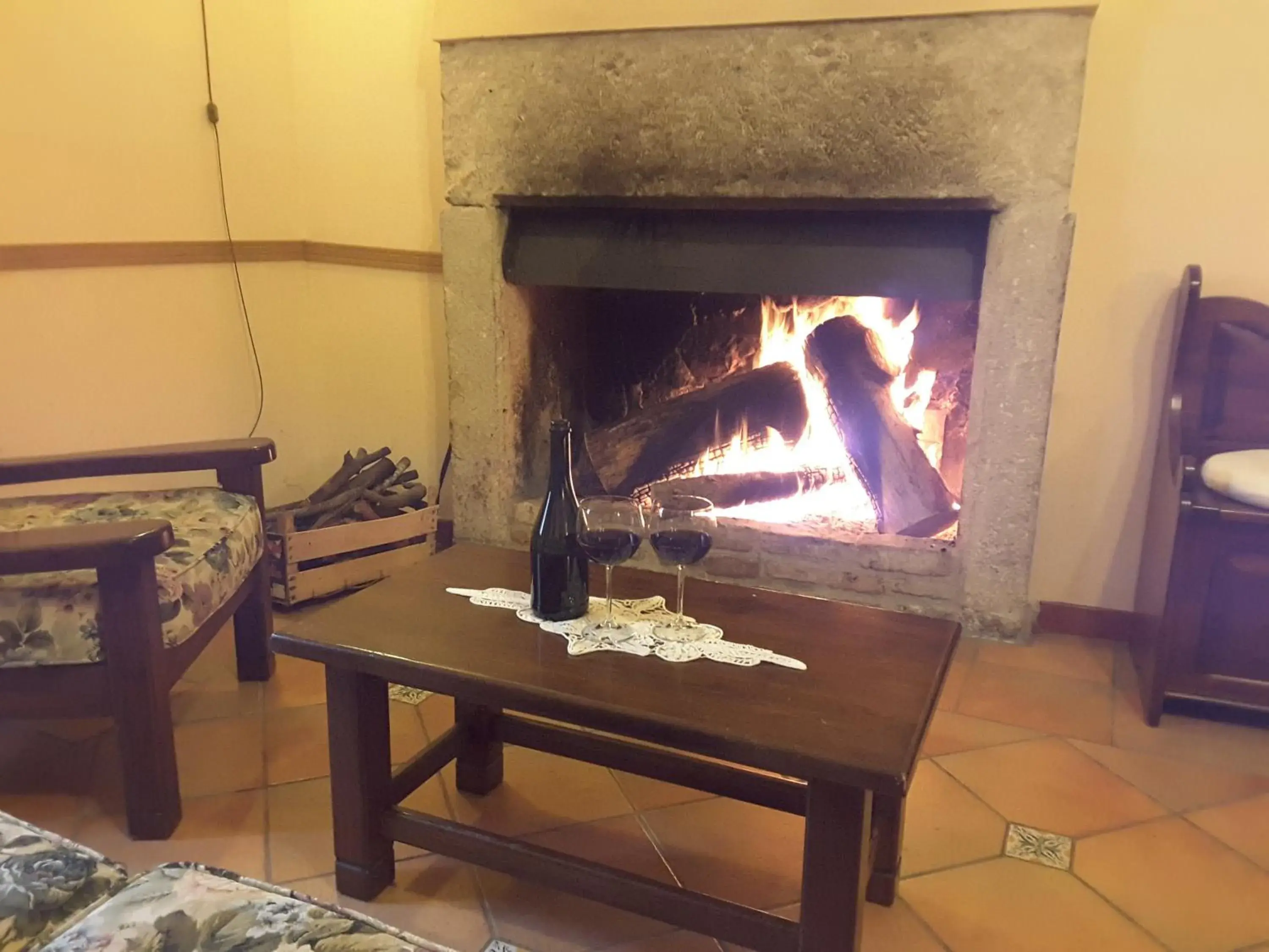 Lounge or bar in Giardino Donna Lavia Lounge or bar in Giardino Donna Lavia