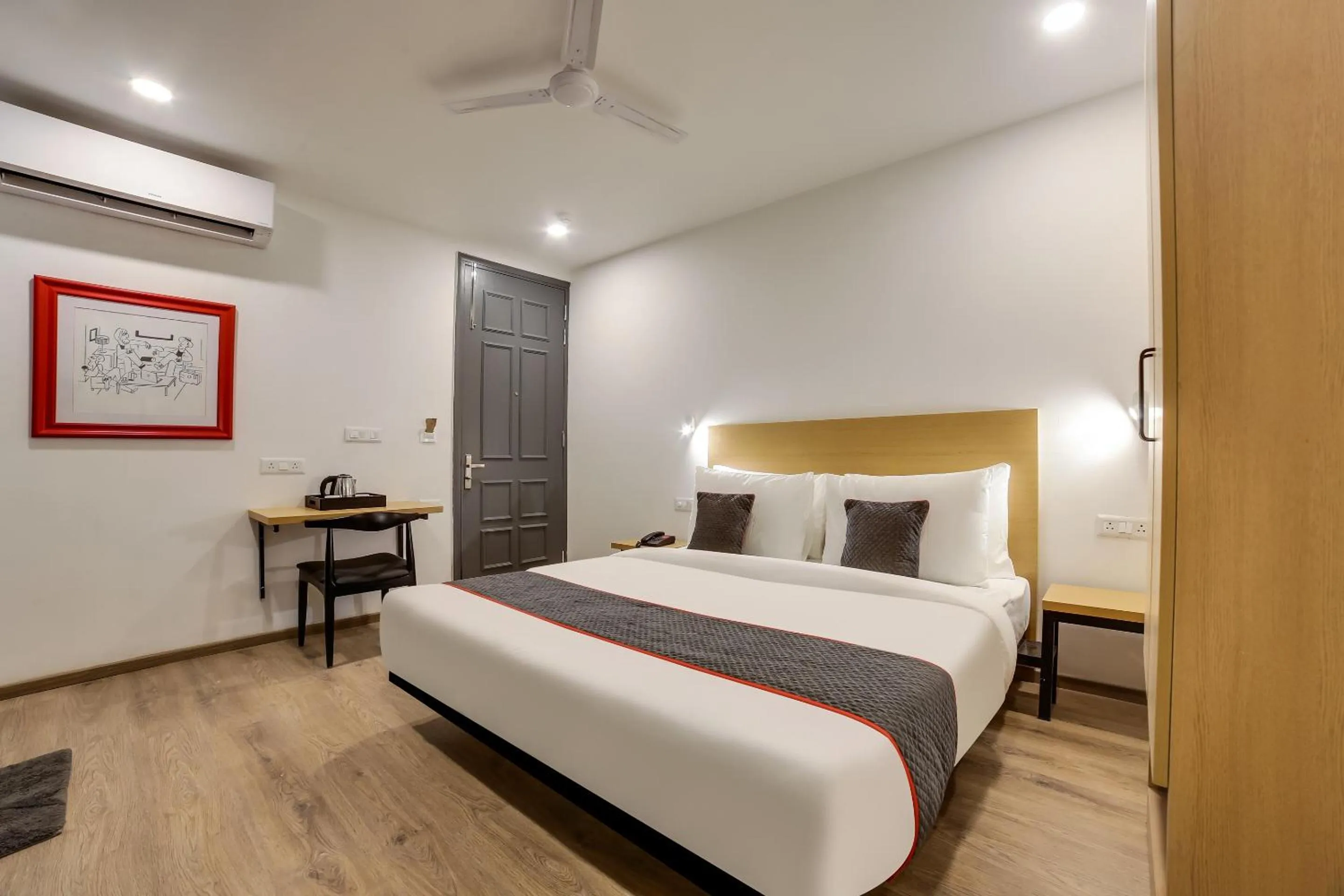Bedroom, Bed in Super Townhouse 158 Near Netaji Subhash Marg Near Appu Ghar