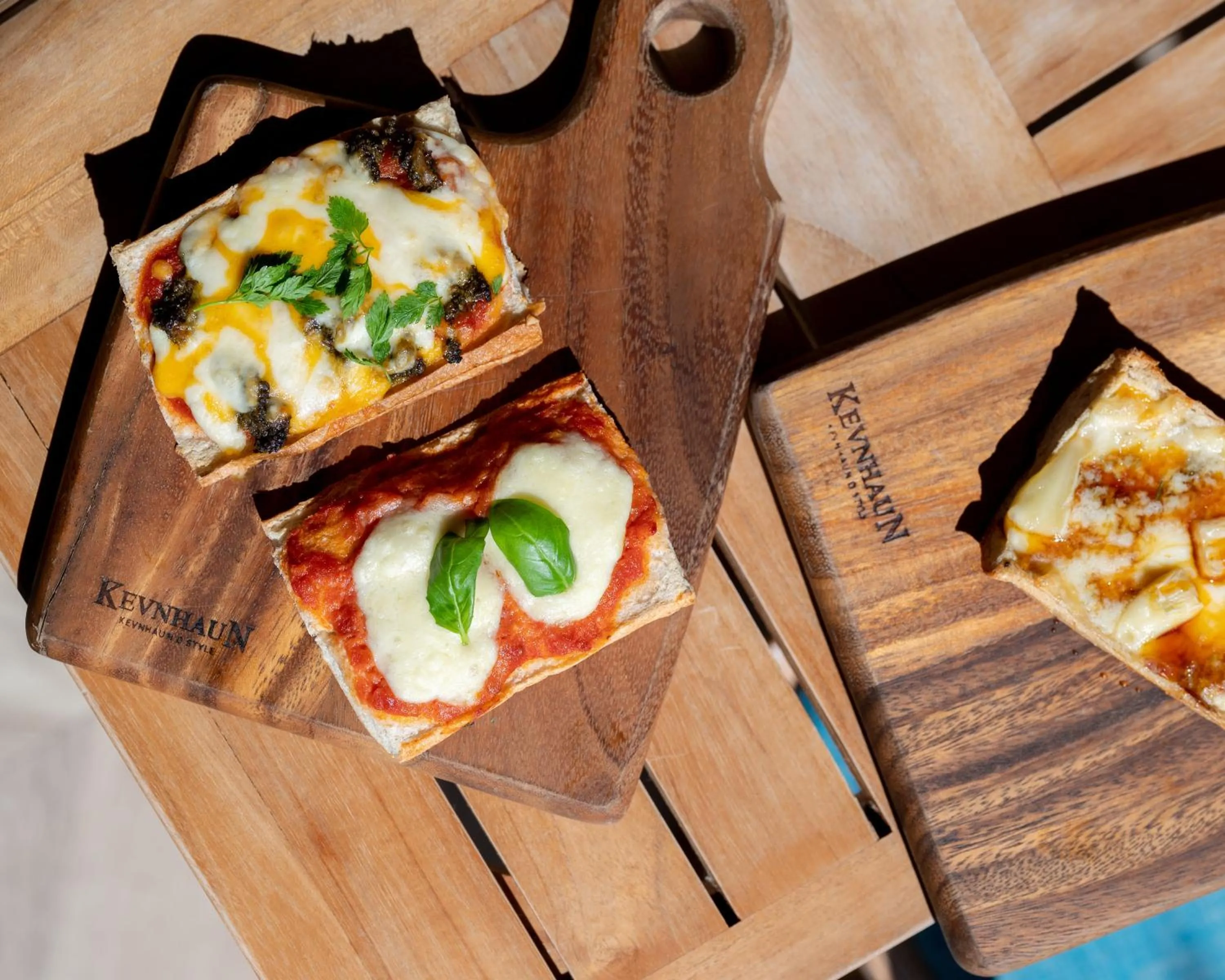 Food and drinks in THIRD ishigakijima