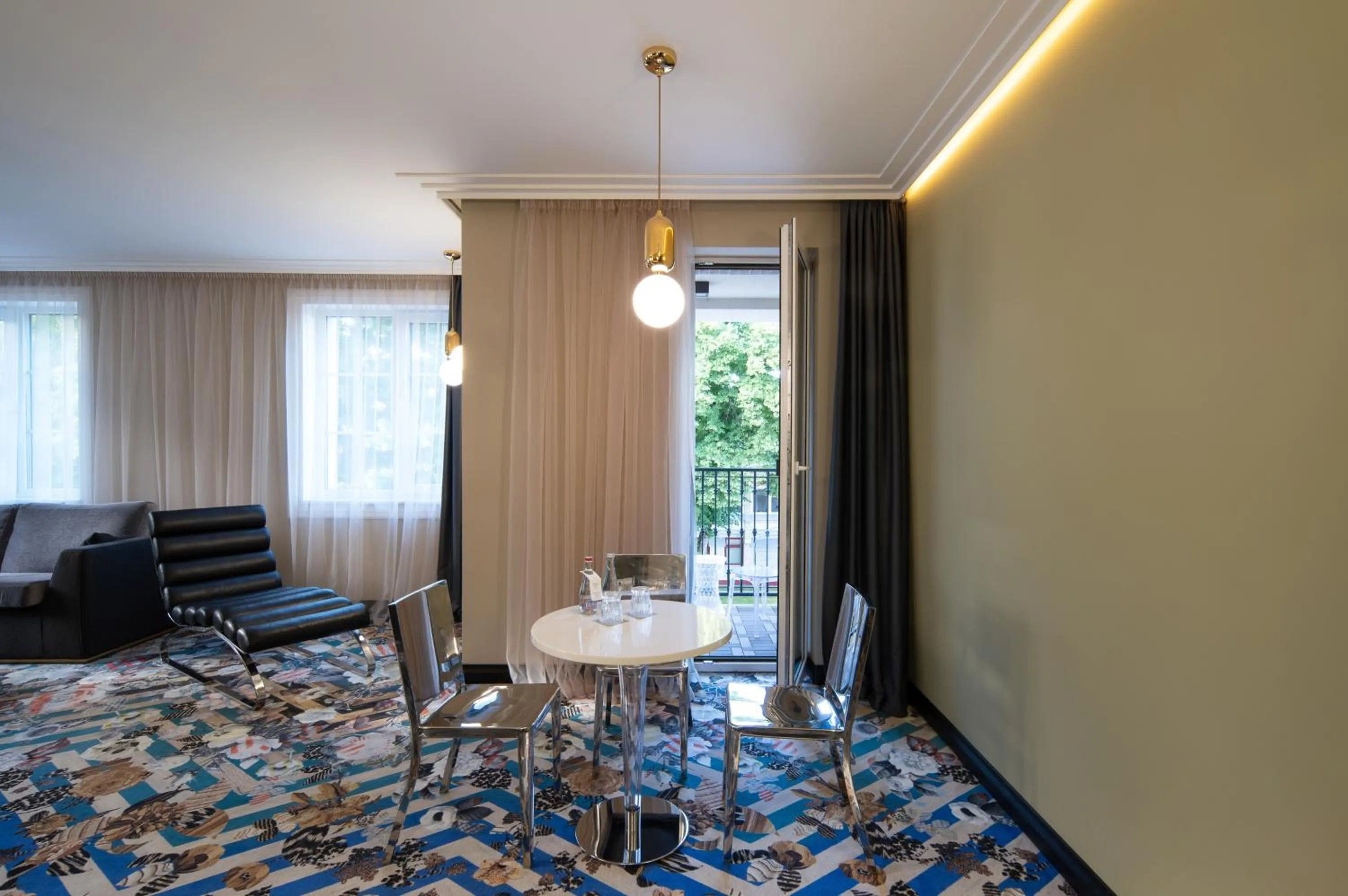 Photo of the whole room in Amsterdam Plaza Hotel & SPA