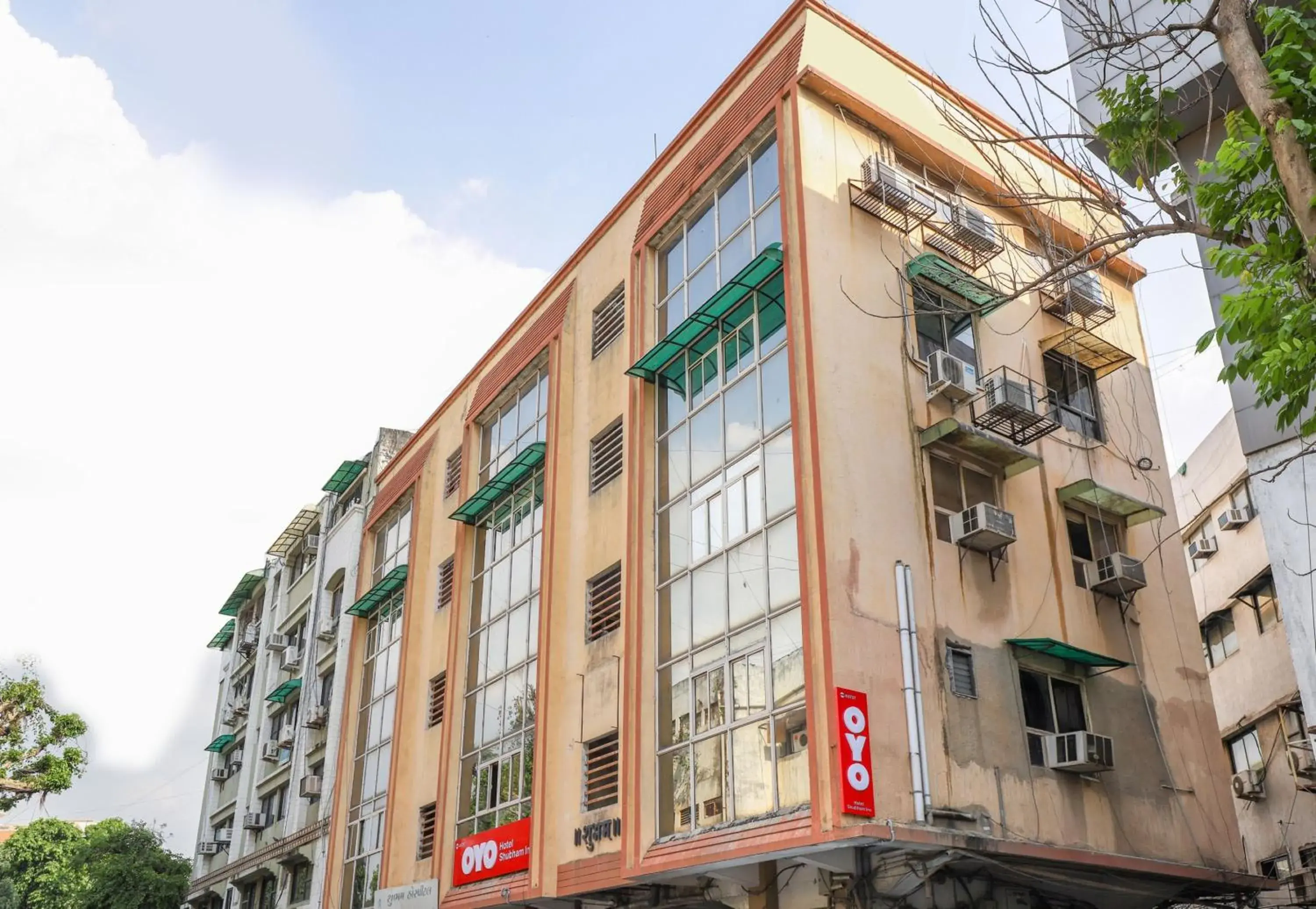 Facade/entrance in Super Hotel O Shubham Inn Facade/entrance in Super Hotel O Shubham Inn