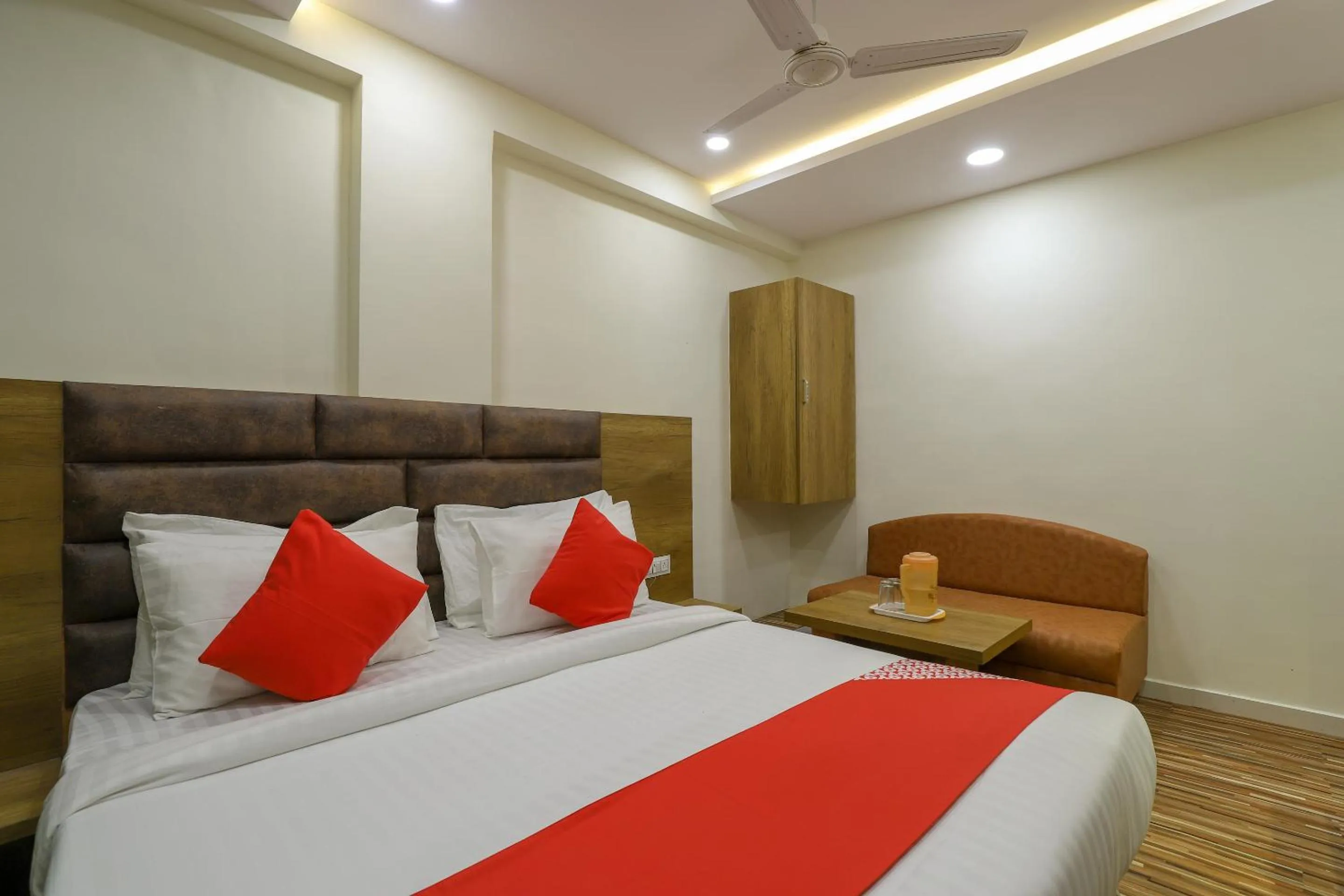 Bedroom, Bed in Hotel O Shubham Inn