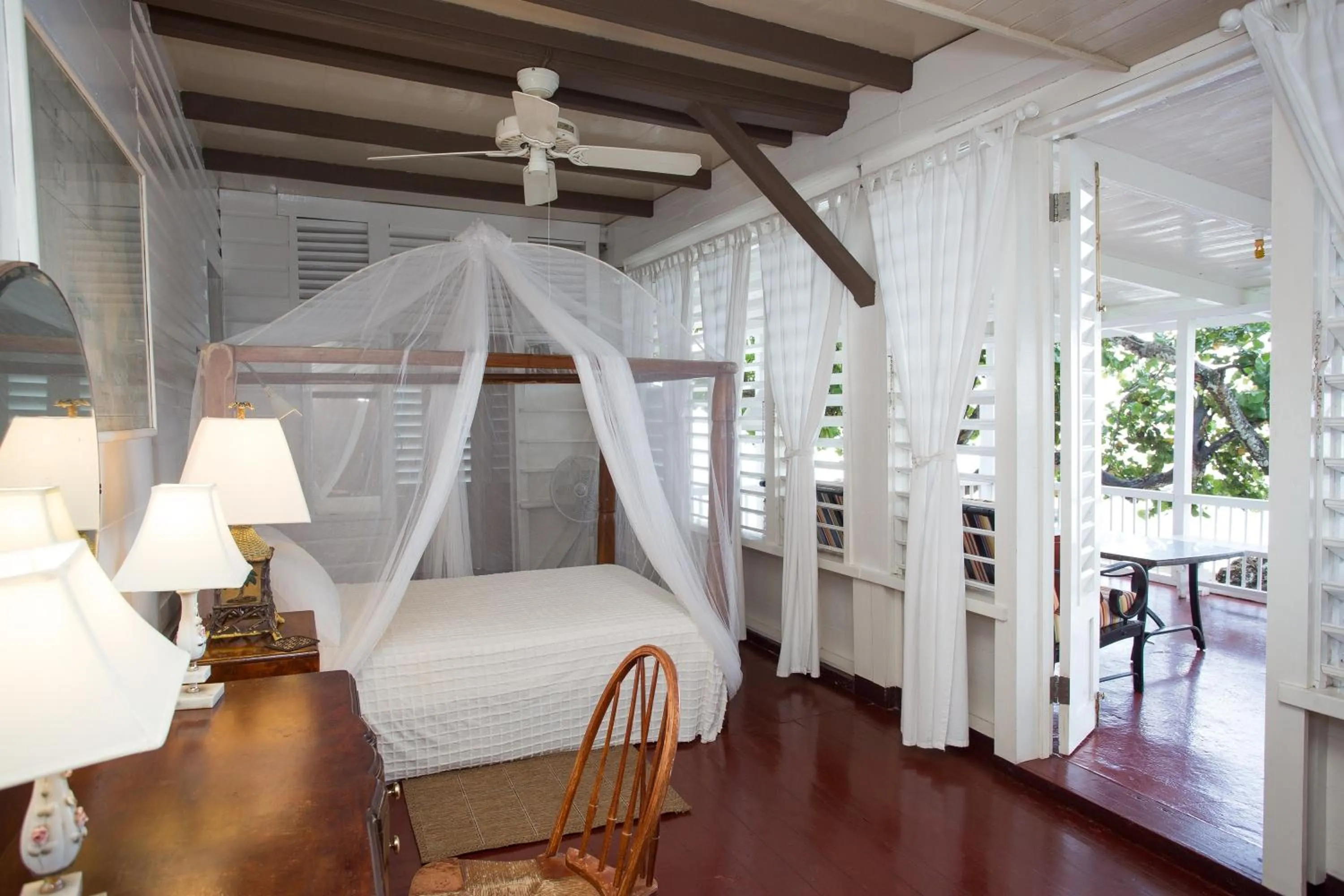 View (from property/room), Bed in Llantrissant Beachcliff Villa