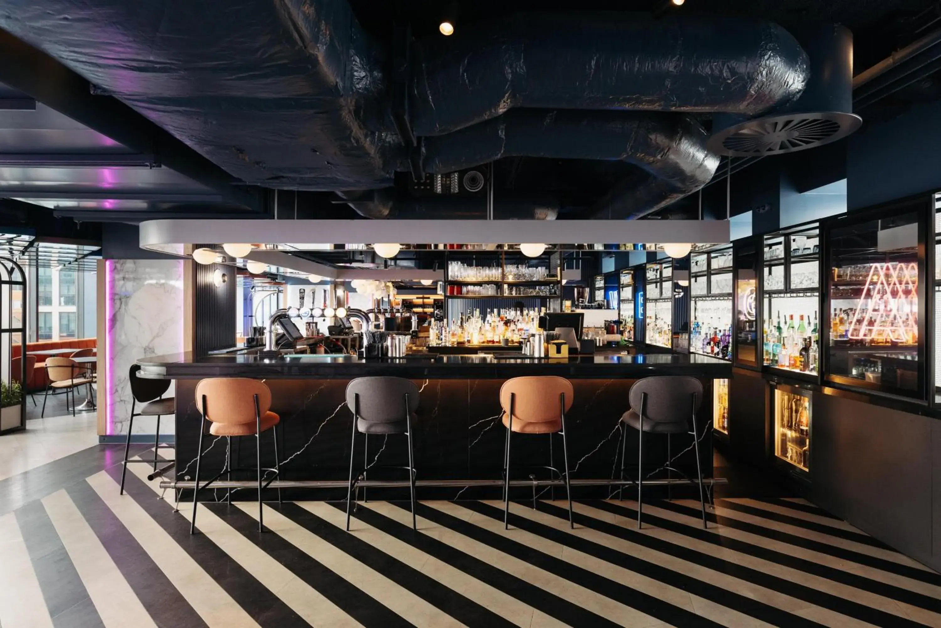 Restaurant/places to eat in YOTEL Glasgow Restaurant/places to eat in YOTEL Glasgow