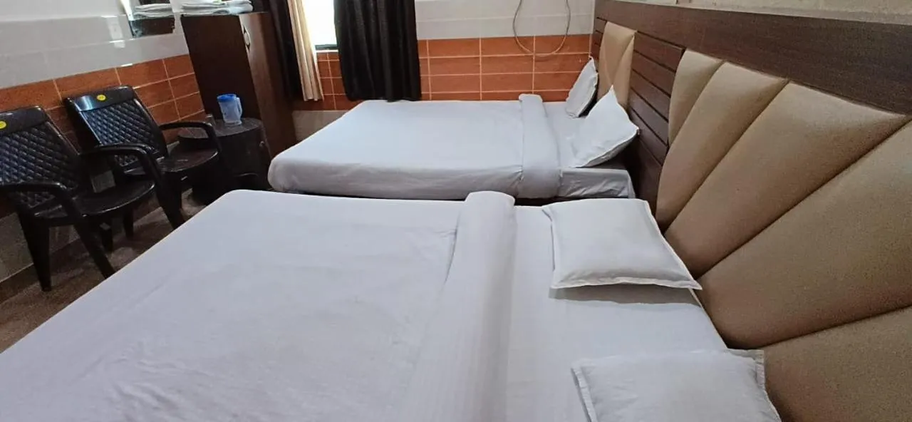 Bed in Abrol residency