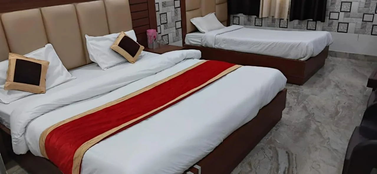 Bed in Abrol residency