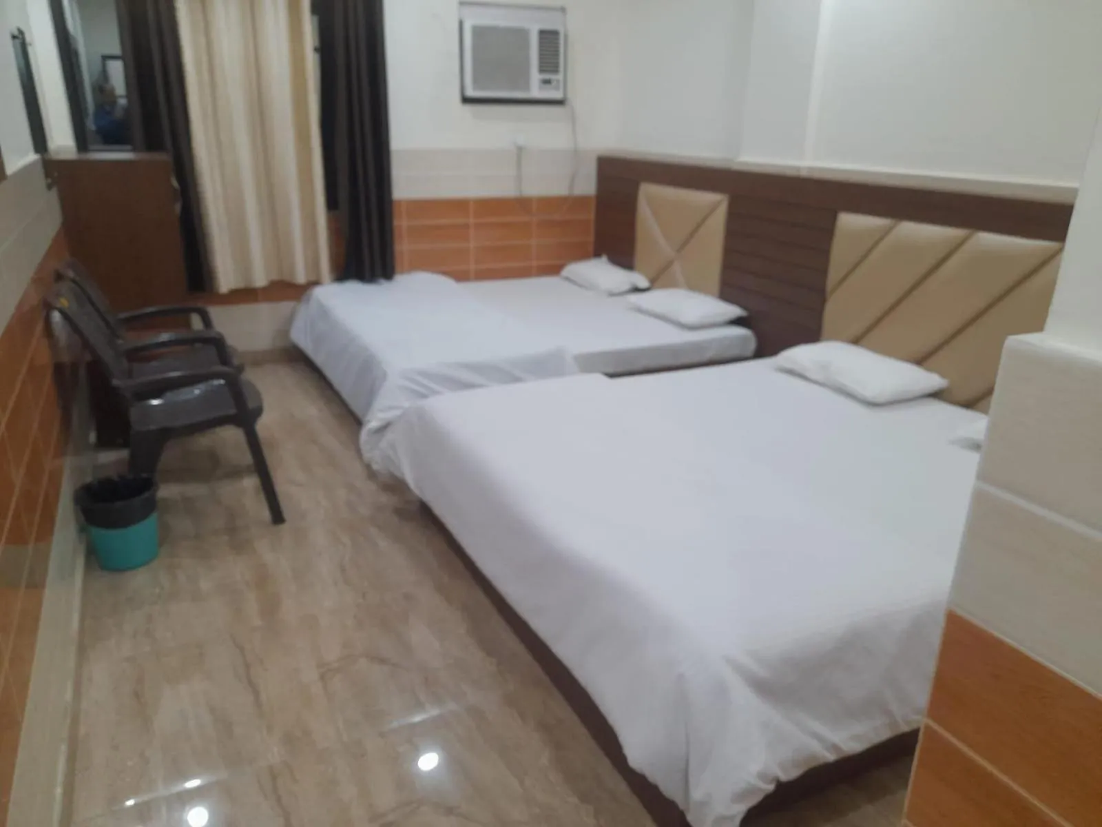 Bed in Abrol residency