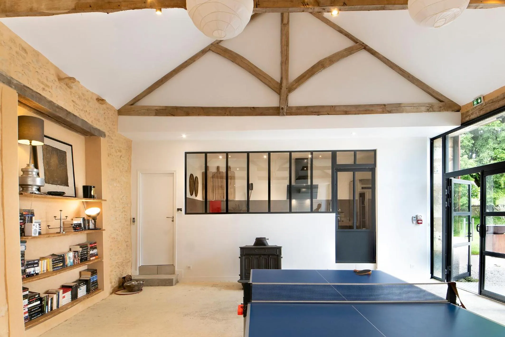 Dining area in Gites La Source