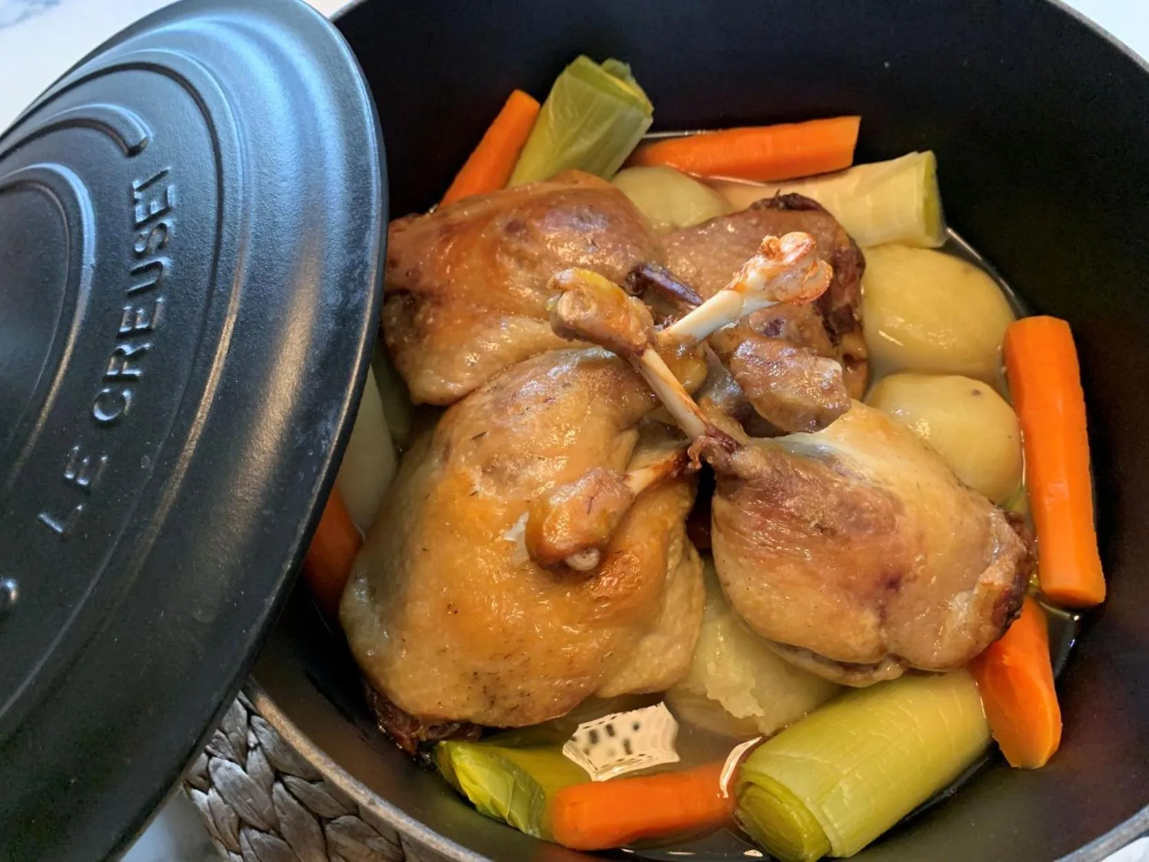 Food and drinks in Gites La Source