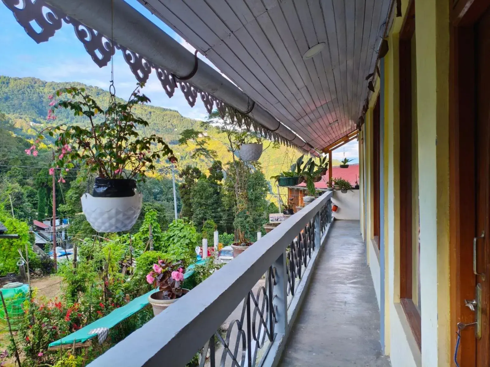Double Room with Private Bathroom in Sandeep Homestay Double Room with Private Bathroom in Sandeep Homestay