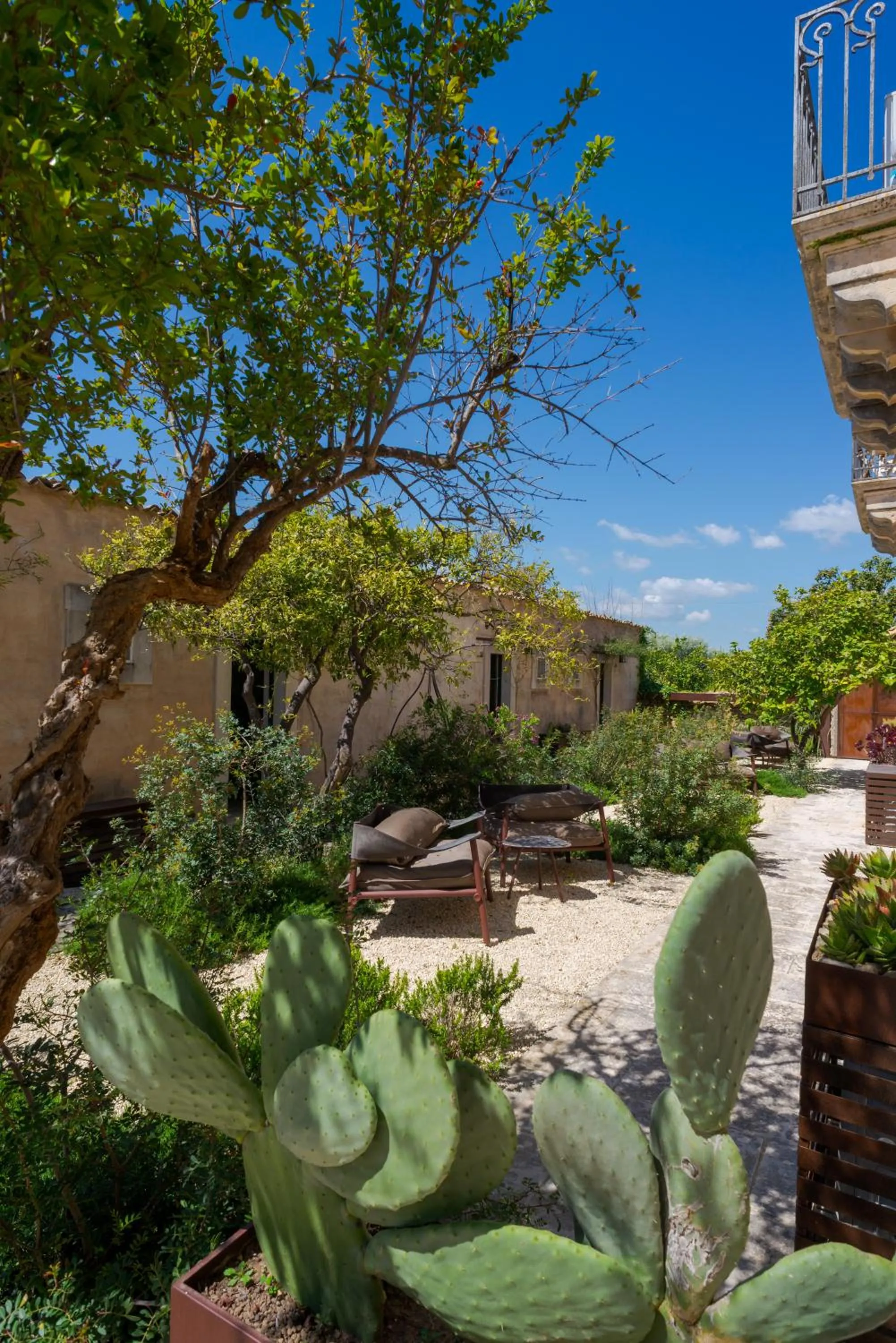 Patio in Baglio Siciliamo Country House