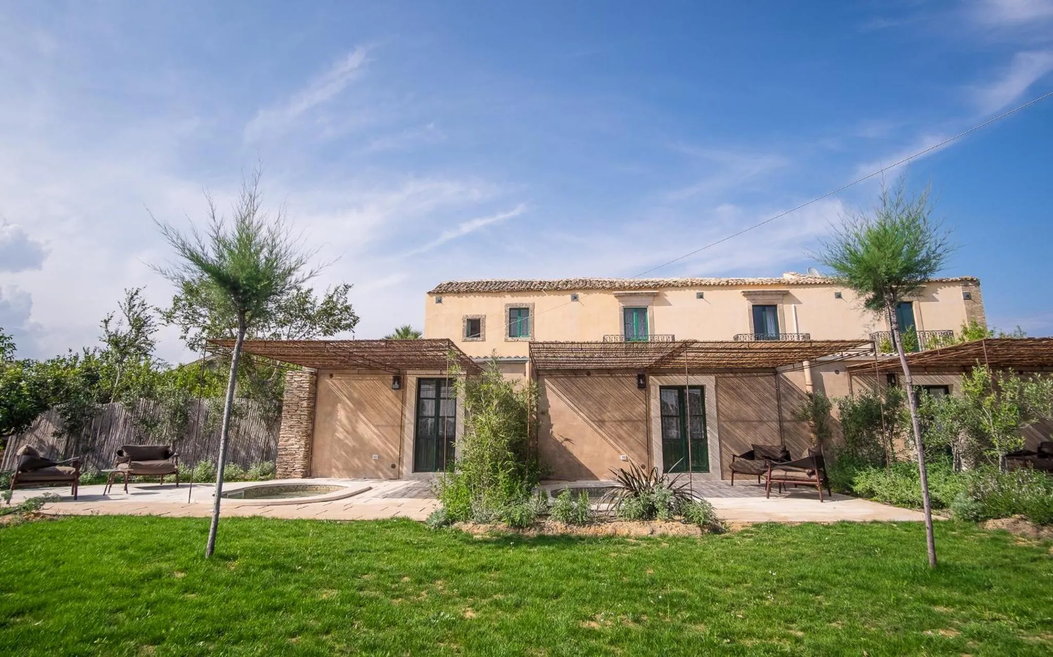 Facade/entrance in Baglio Siciliamo Country House