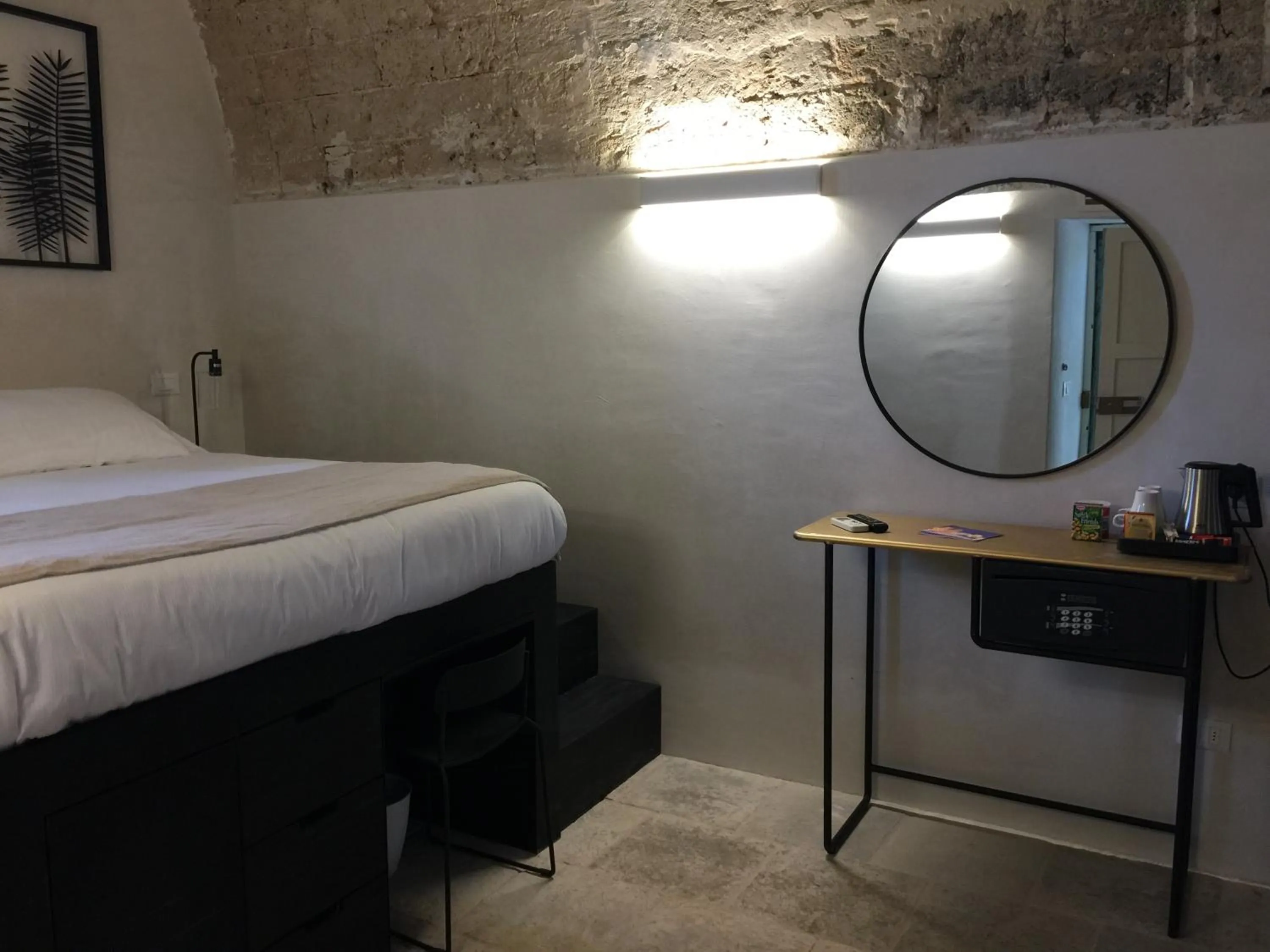 Photo of the whole room, Bed in Baglio Siciliamo Country House