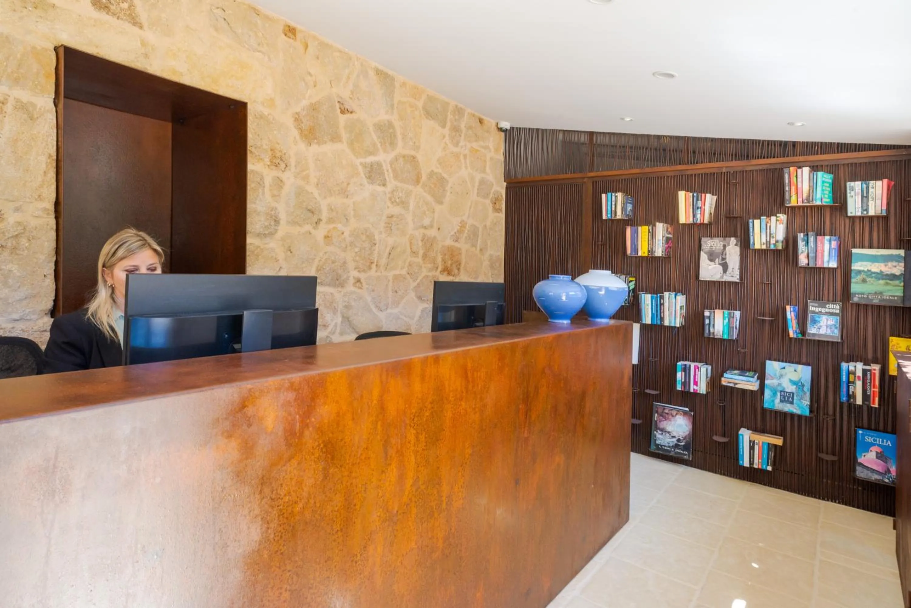 Lobby or reception in Baglio Siciliamo Country House