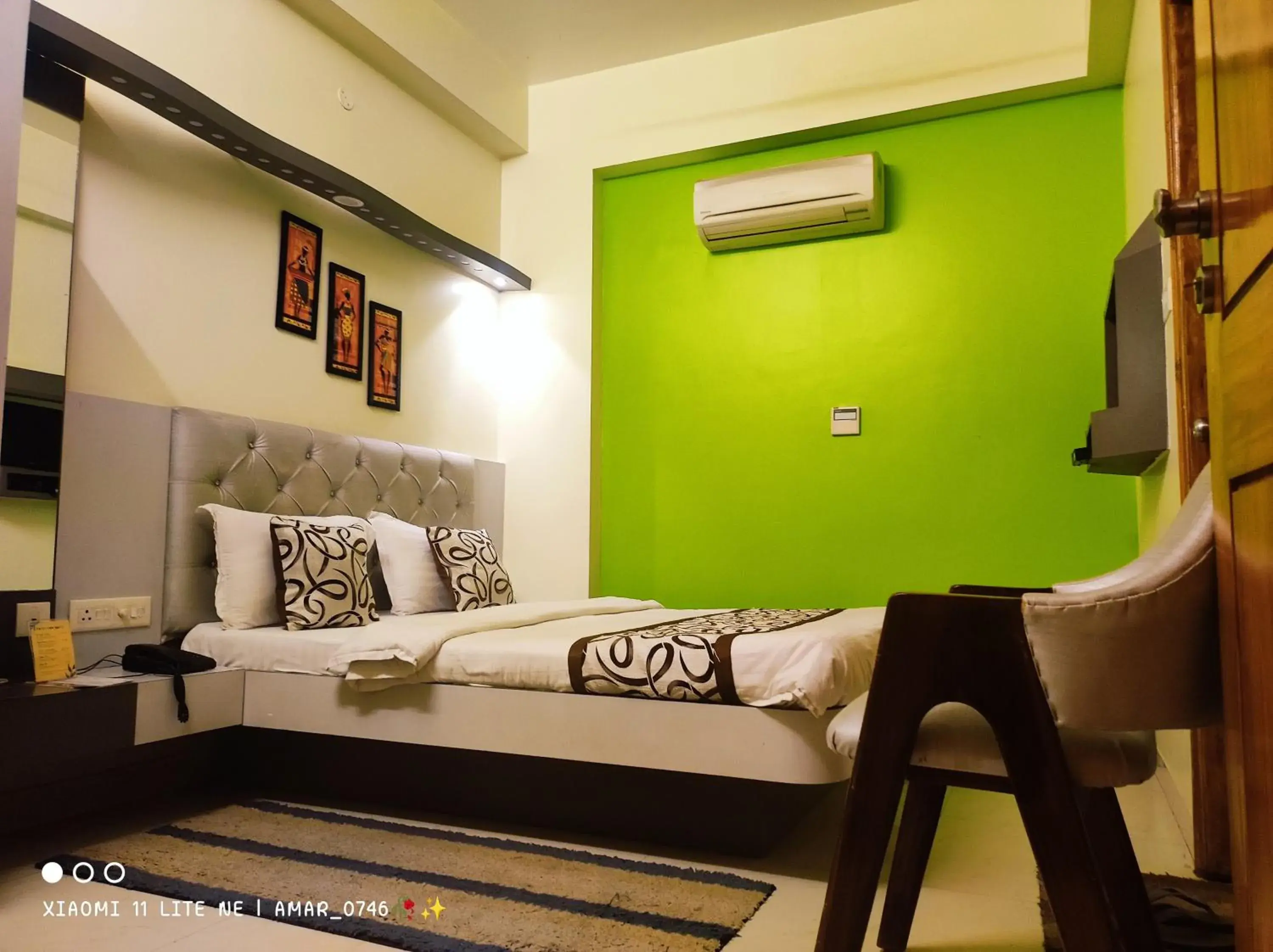 Bed in Hotel Prabhat Bed in Hotel Prabhat